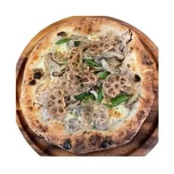 季節のおすすめ　きのことレンコンのクリームピッツァ