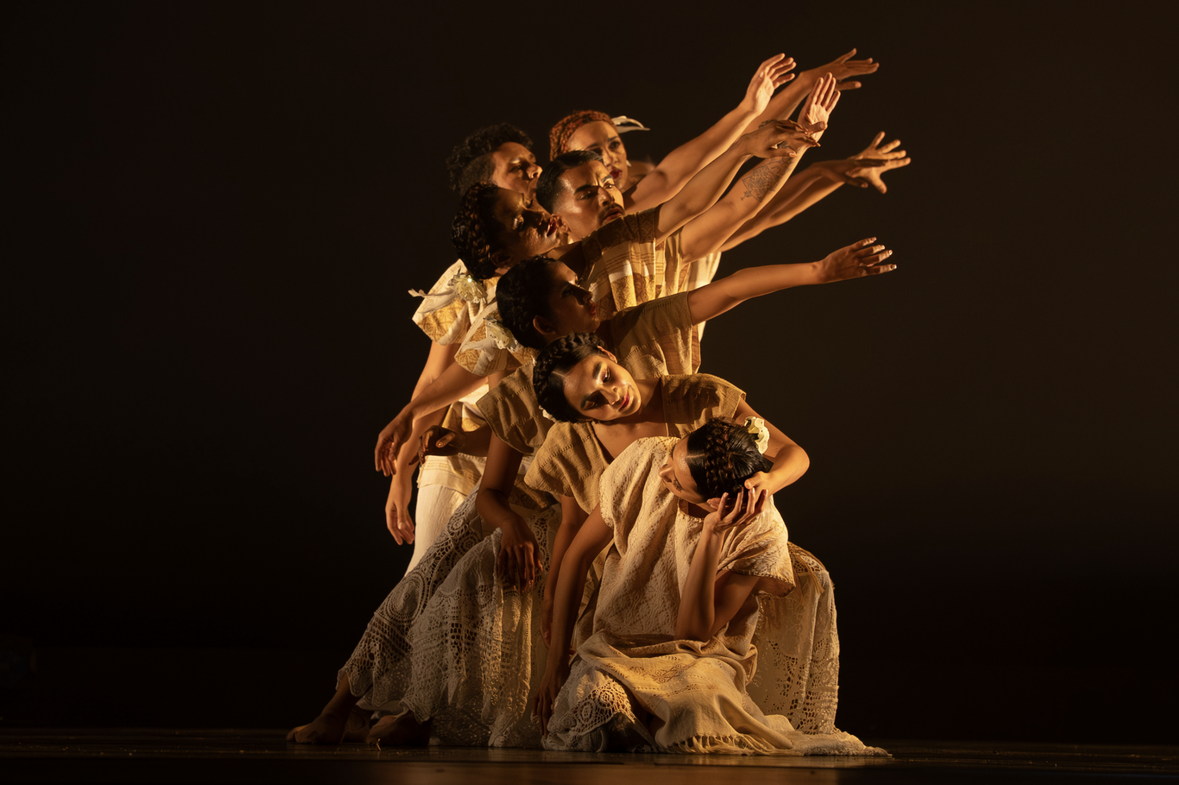 Sombras de Colibri (2025)
Choreography Martha L. Z. Pamintuan