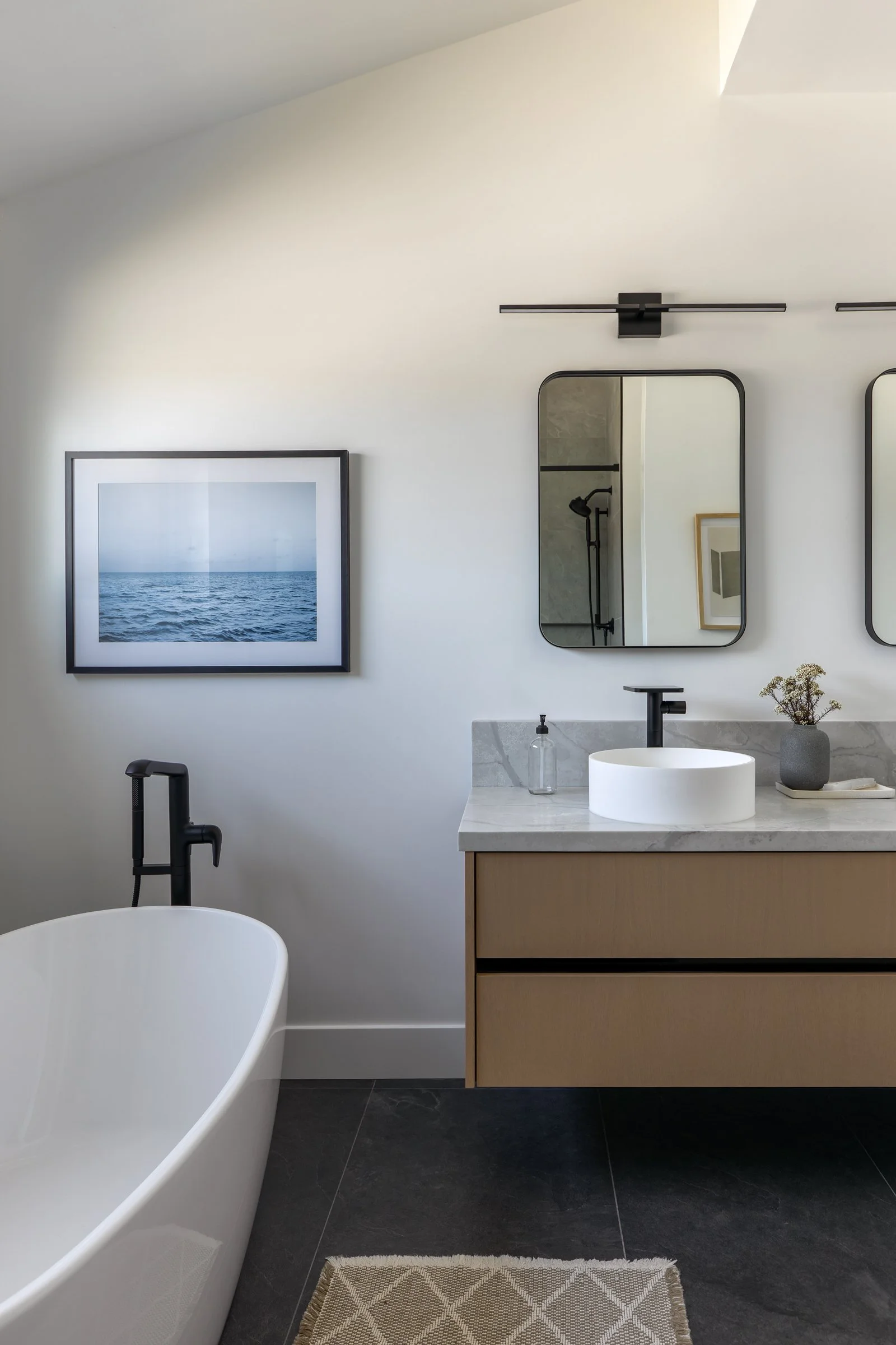 23-12906 Rubens Ave-Digital.jpg