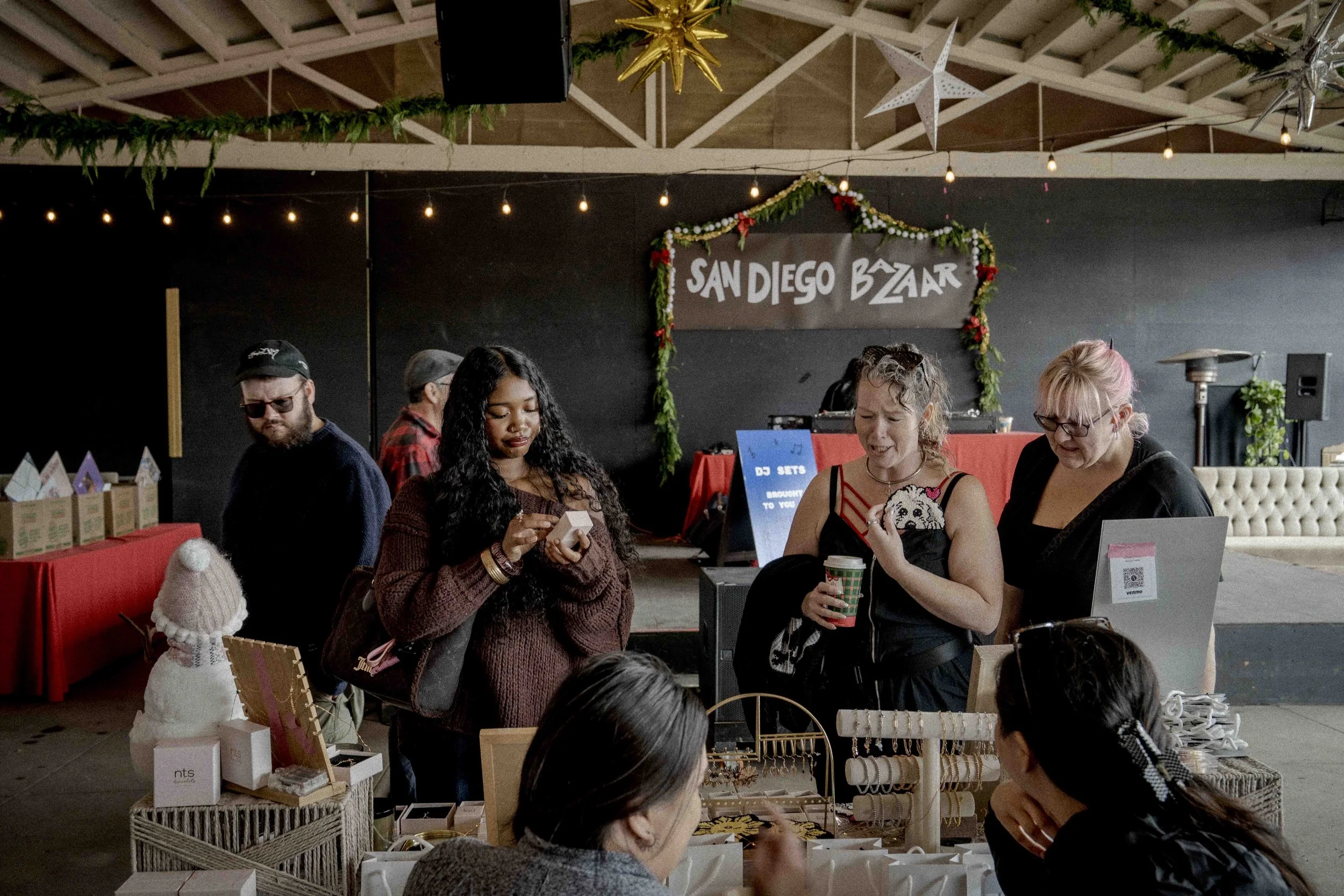 Copy of san-diego-bazaar-1212300775010461-0011.JPG