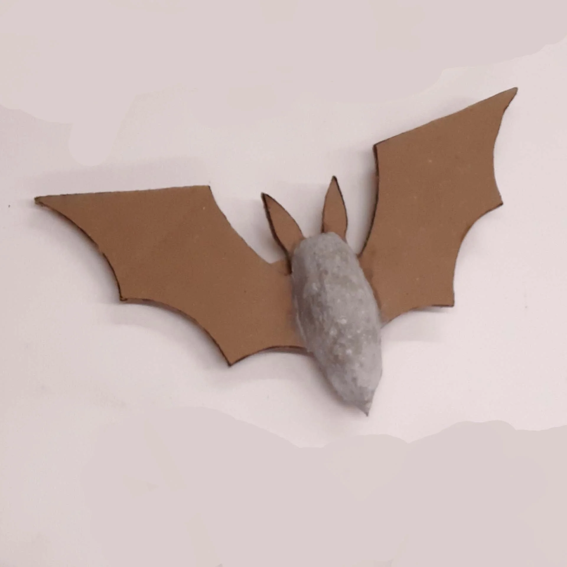 unpainted bat.jpg