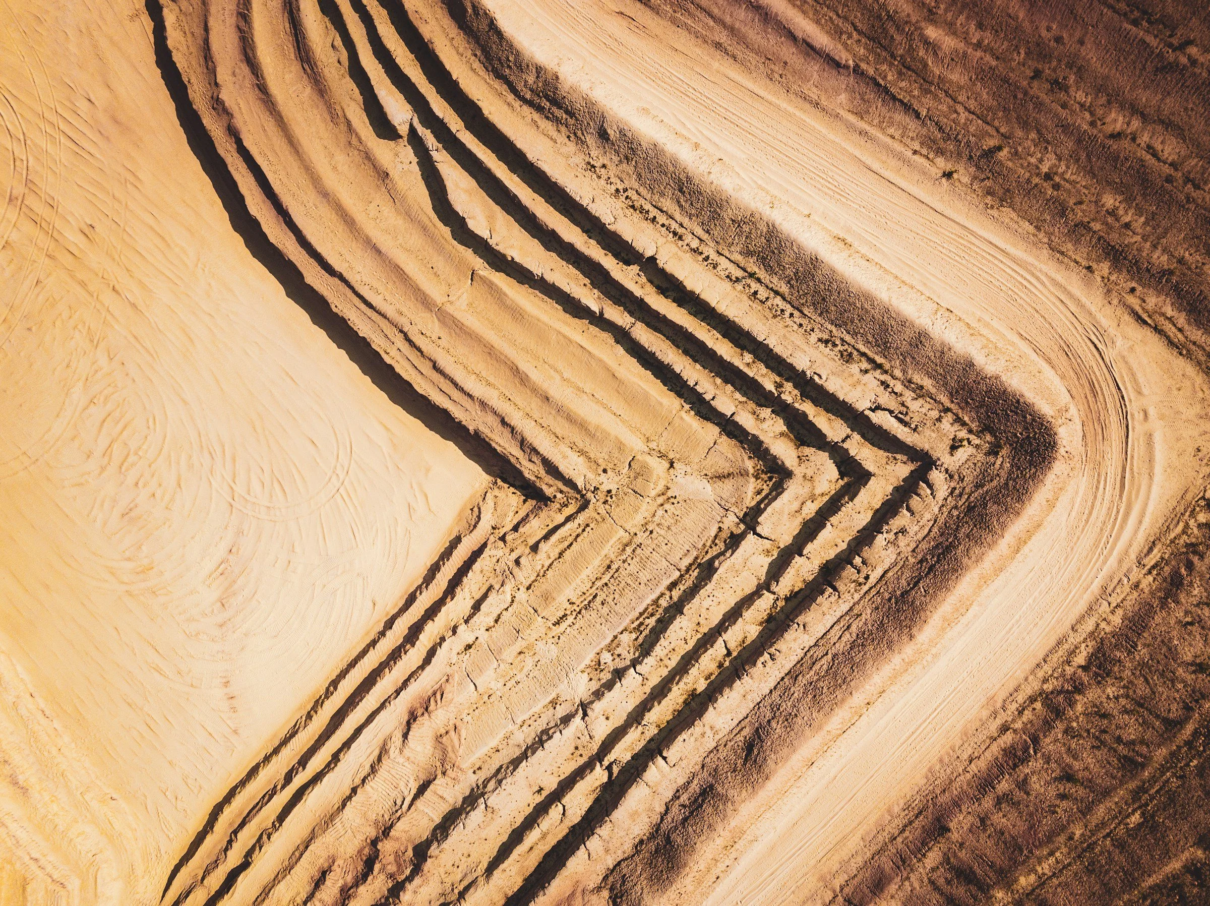 Are we facing a raw materials supply gap? An analysis of raw material shortages in Denmark towards 2040