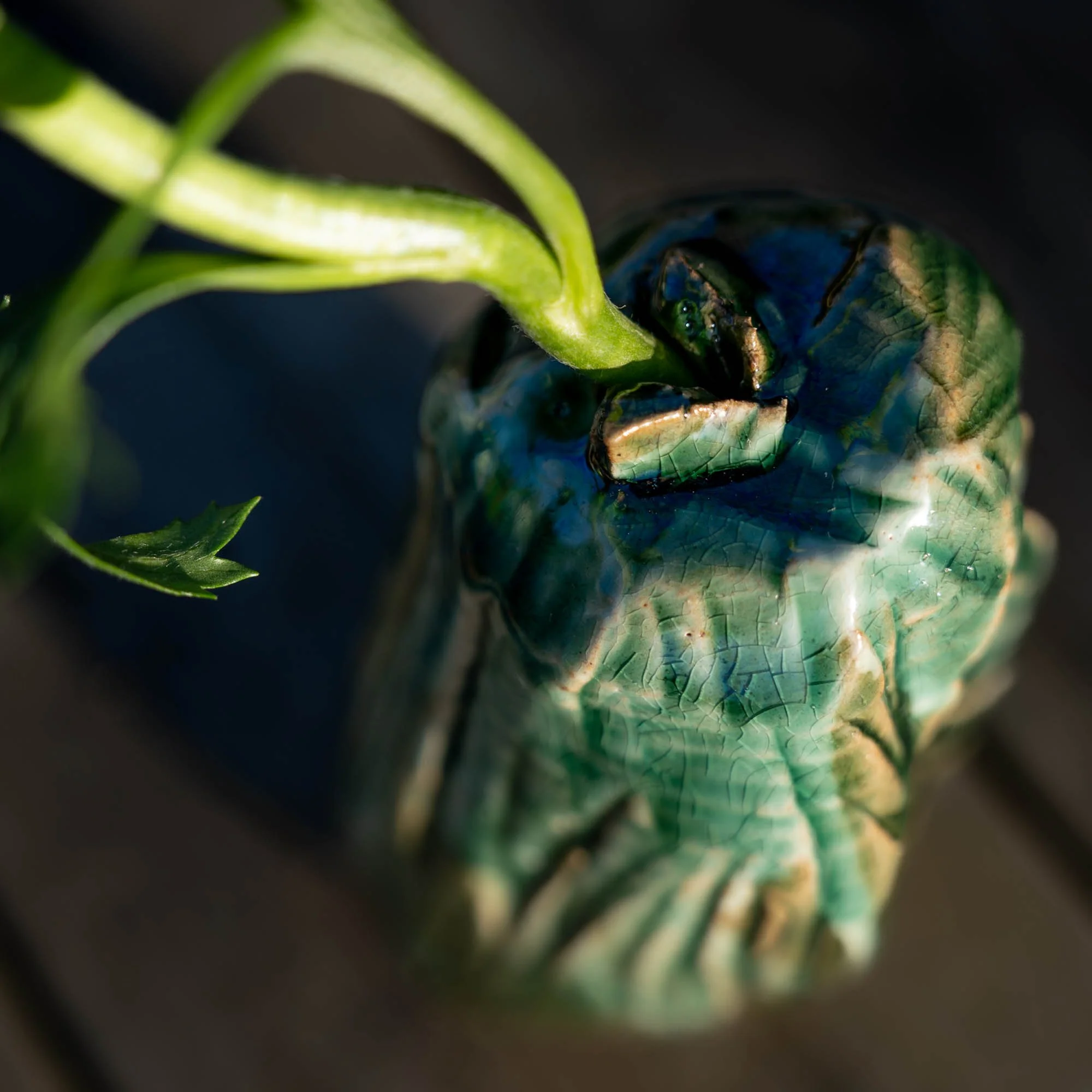 Gros plan vase Kurinuki émail Oribe Atelier Julien Bernier La Baule