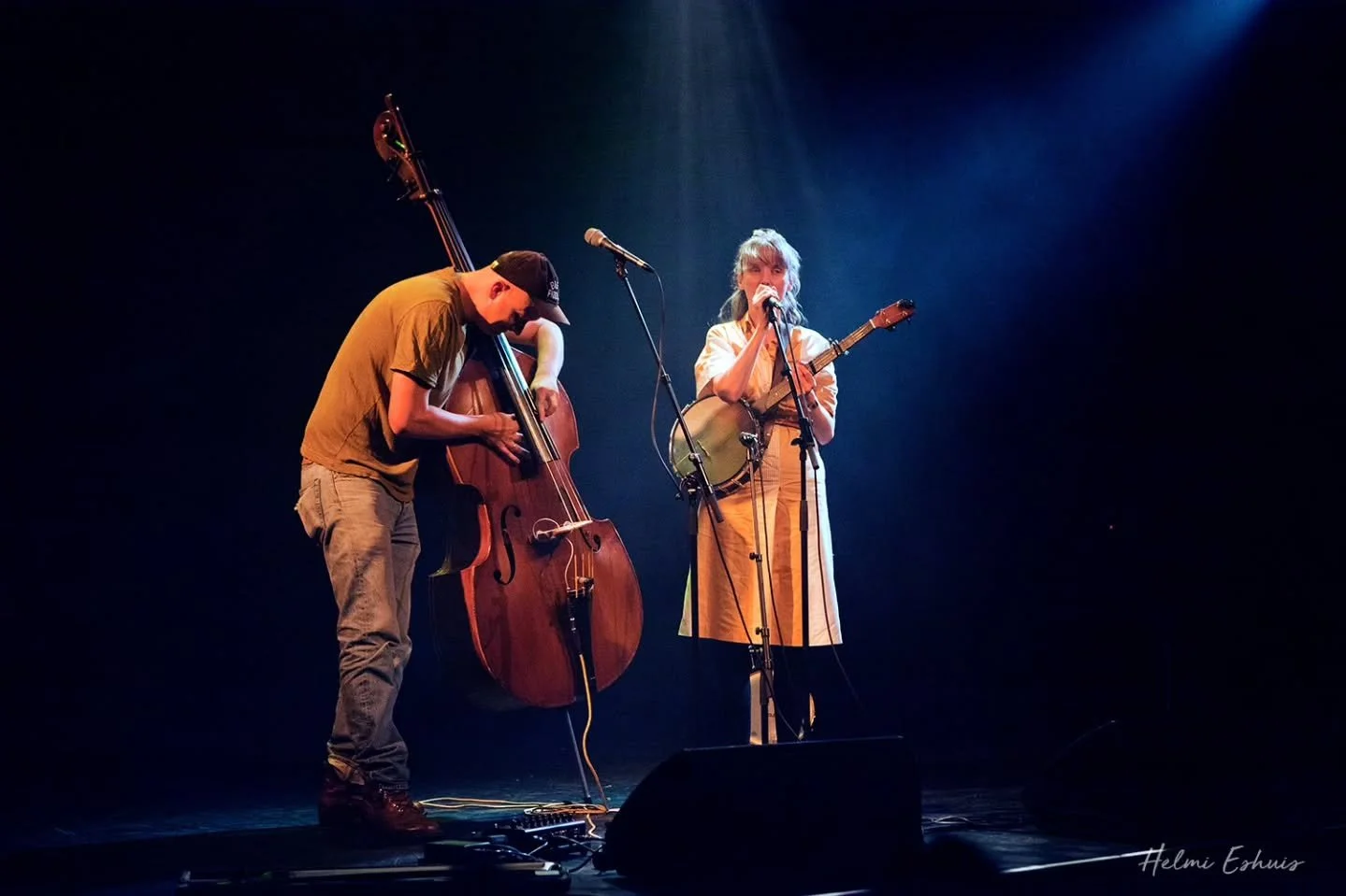 Almelo, you've done it again!
Left us with huge smiles.
A big thankyou to the complete @pacoplumtrek team for the warm welcome at their Liedjesmakersfestival and to Helmi Eshuis (@parel_bild) 📷 for beautifully capturing the moments.

Next stop: @kul