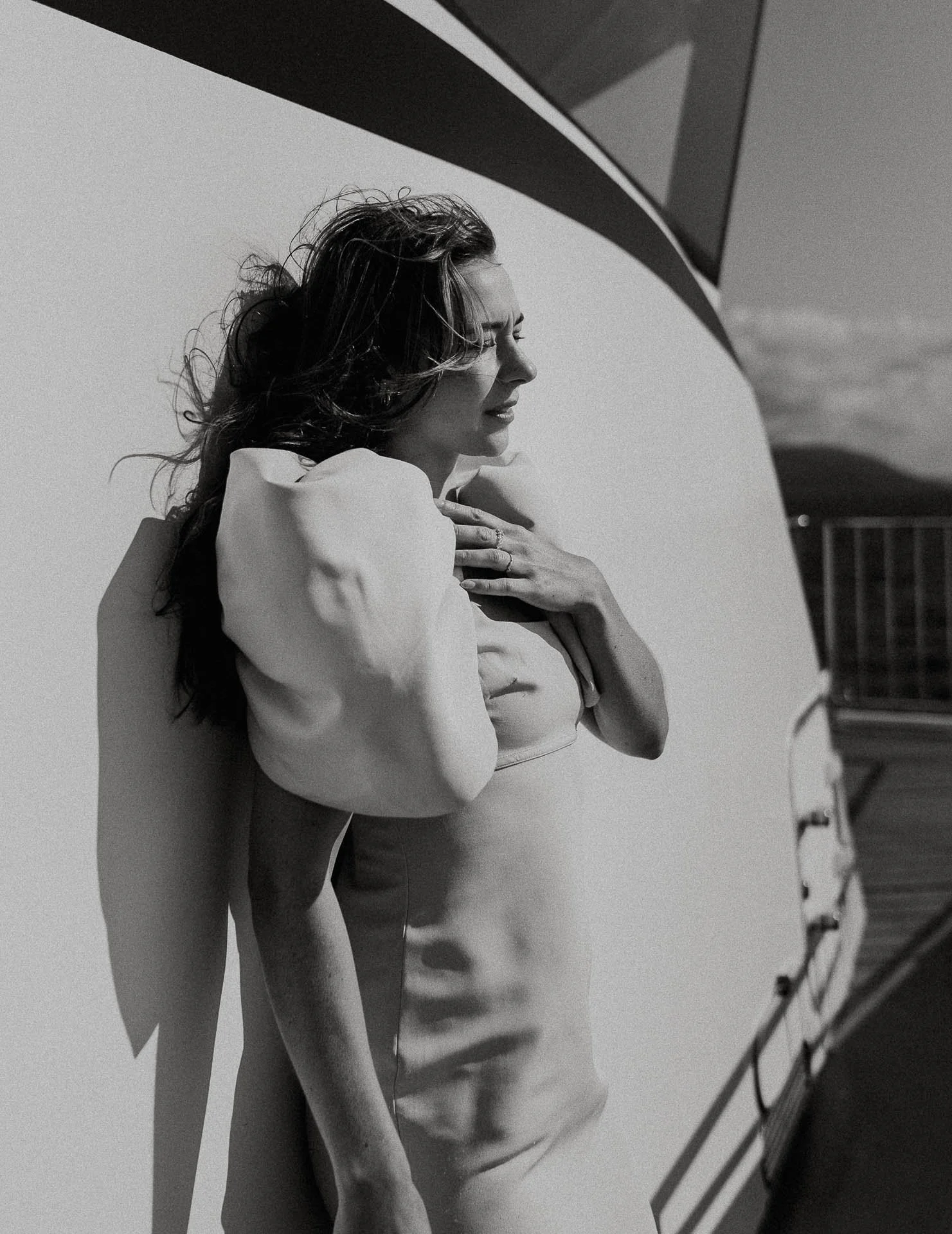 Bilder av modeller Anne Regine Ellingsæter, Vilde Vengnes, Camilla Waage og Ingrid Langdalen fra fotografering for Reli Fotograferingen foregikk på flor og fjære med natur og fargerike plagg