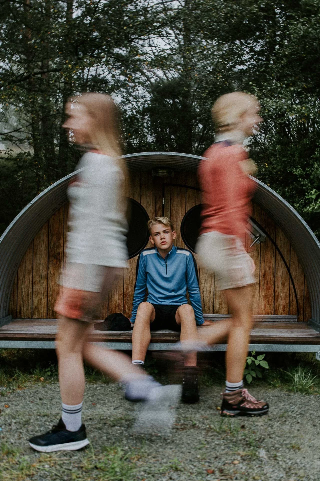 Bilder av modeller, junior, fra fotografering for Skogstad Junior tatt ved Preikestolen Basecamp