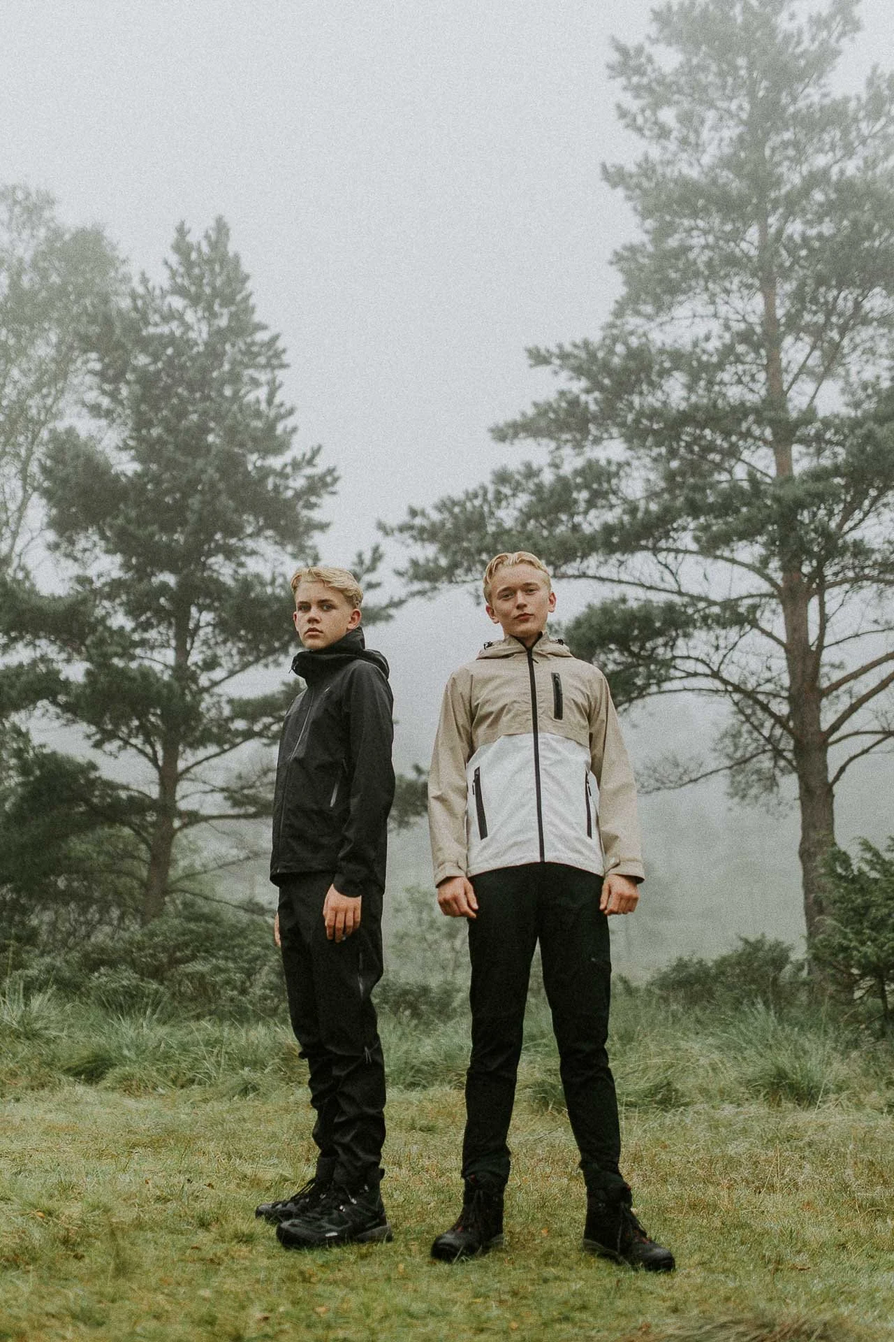 Bilder av modeller, junior, fra fotografering for Skogstad Junior tatt ved Preikestolen Basecamp