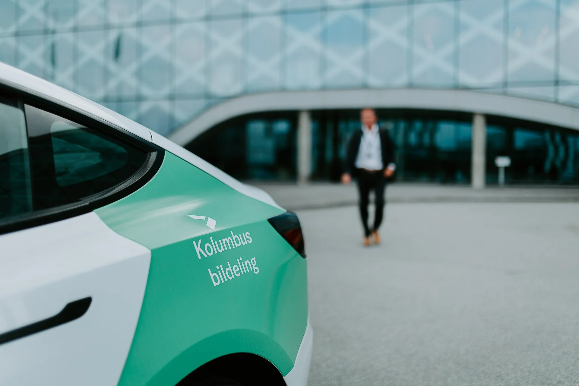 Bilder av modeller fra fotografering for Kolumbus natrulig lys og situasjonsbilder til bruk i større kampanje