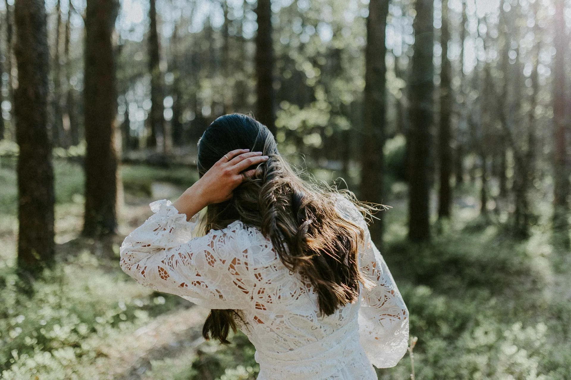 Bilder av modeller fra fotografering for Reli natur og fargerike plagg