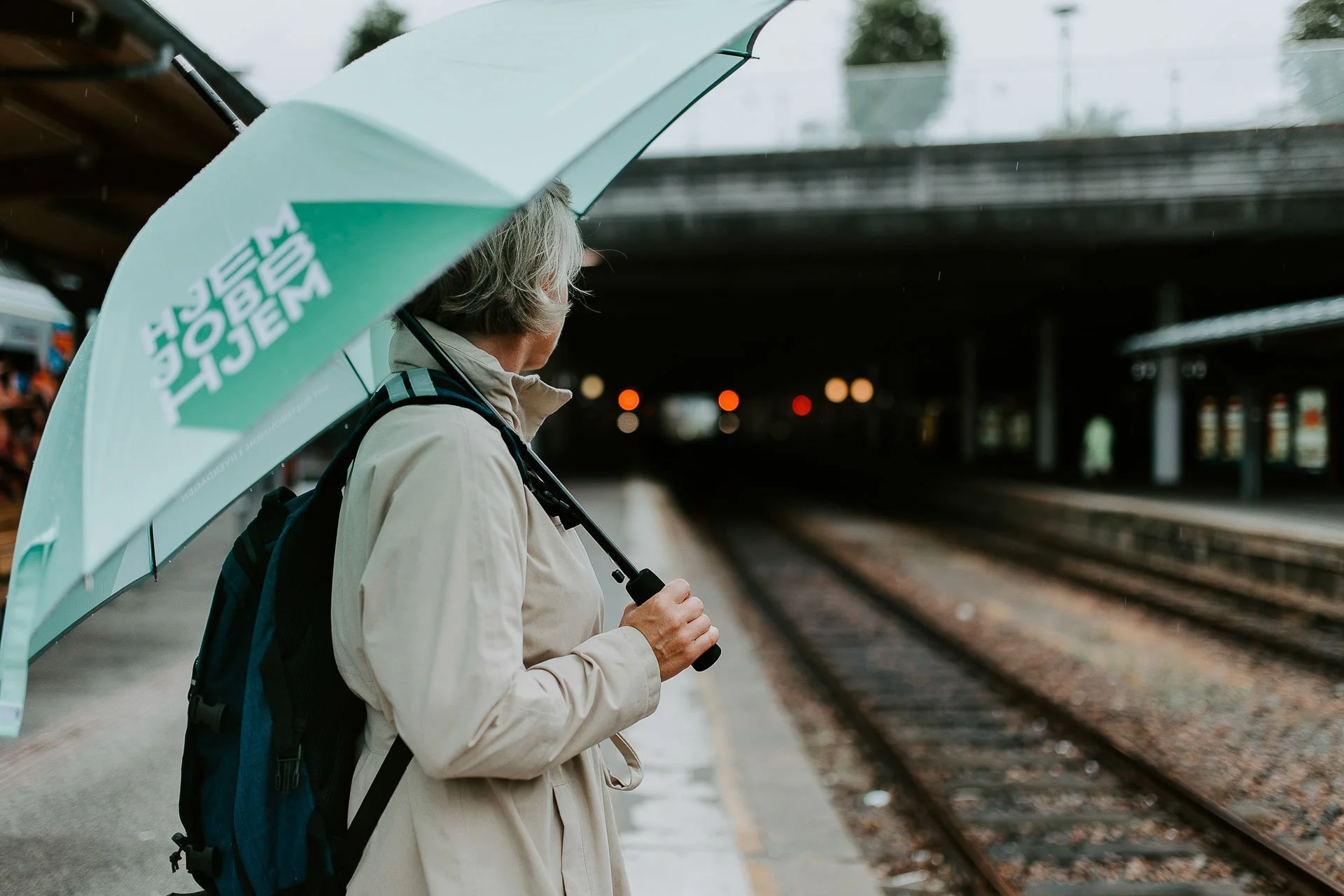 Bilder av modeller fra fotografering for Kolumbus natrulig lys og situasjonsbilder til bruk i større kampanje