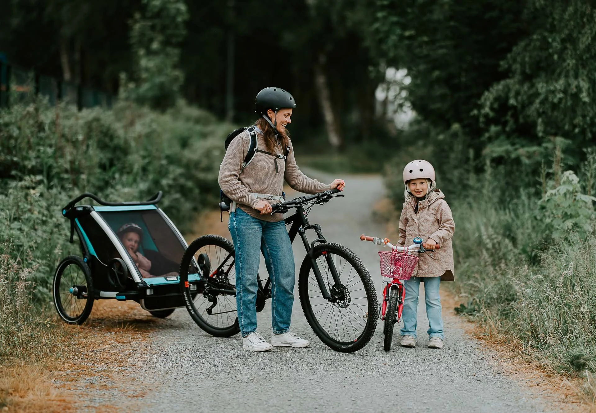 Bilder av modeller fra fotografering for Kolumbus natrulig lys og situasjonsbilder til bruk i større kampanje