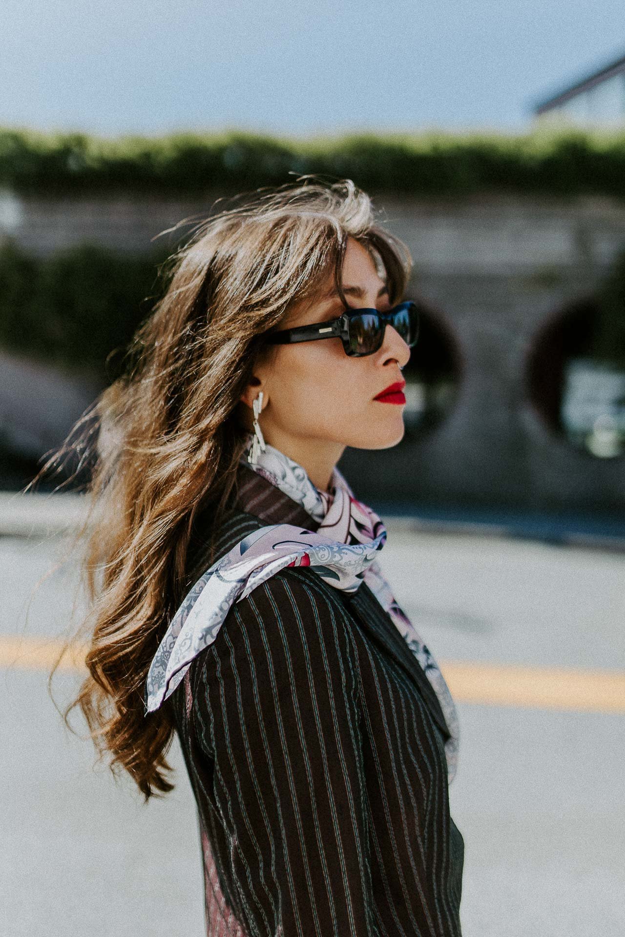 fashionshoot med modeller, en kvinne og en mann,  for paninaro vintage med stylist malin hovde tre ulike antrekk på hver av dem italiensk uttrykk 