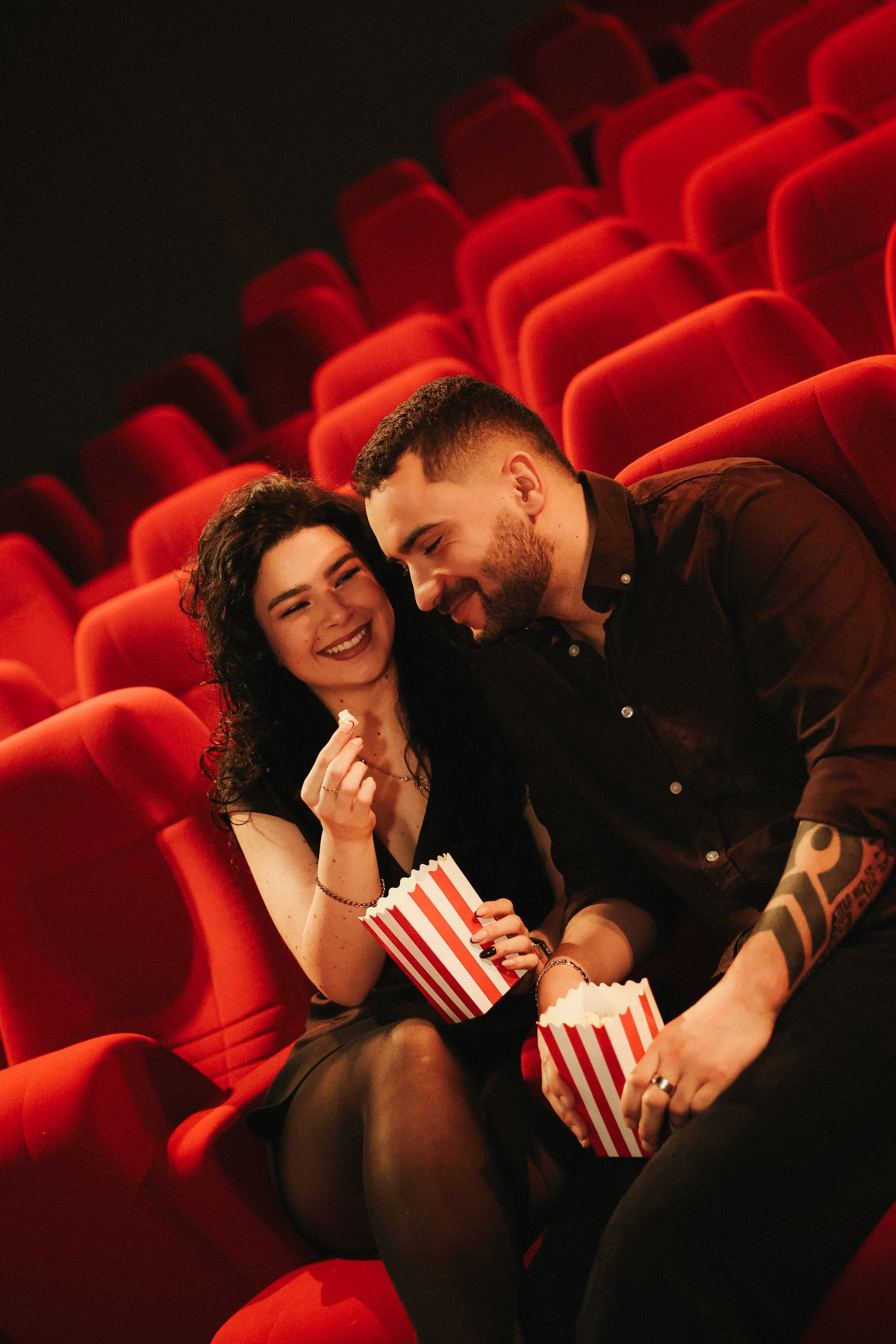 Photographe couple Photographe engagement Photographe Elopement authentique spontané vintage Cherbourg Manche Normandie