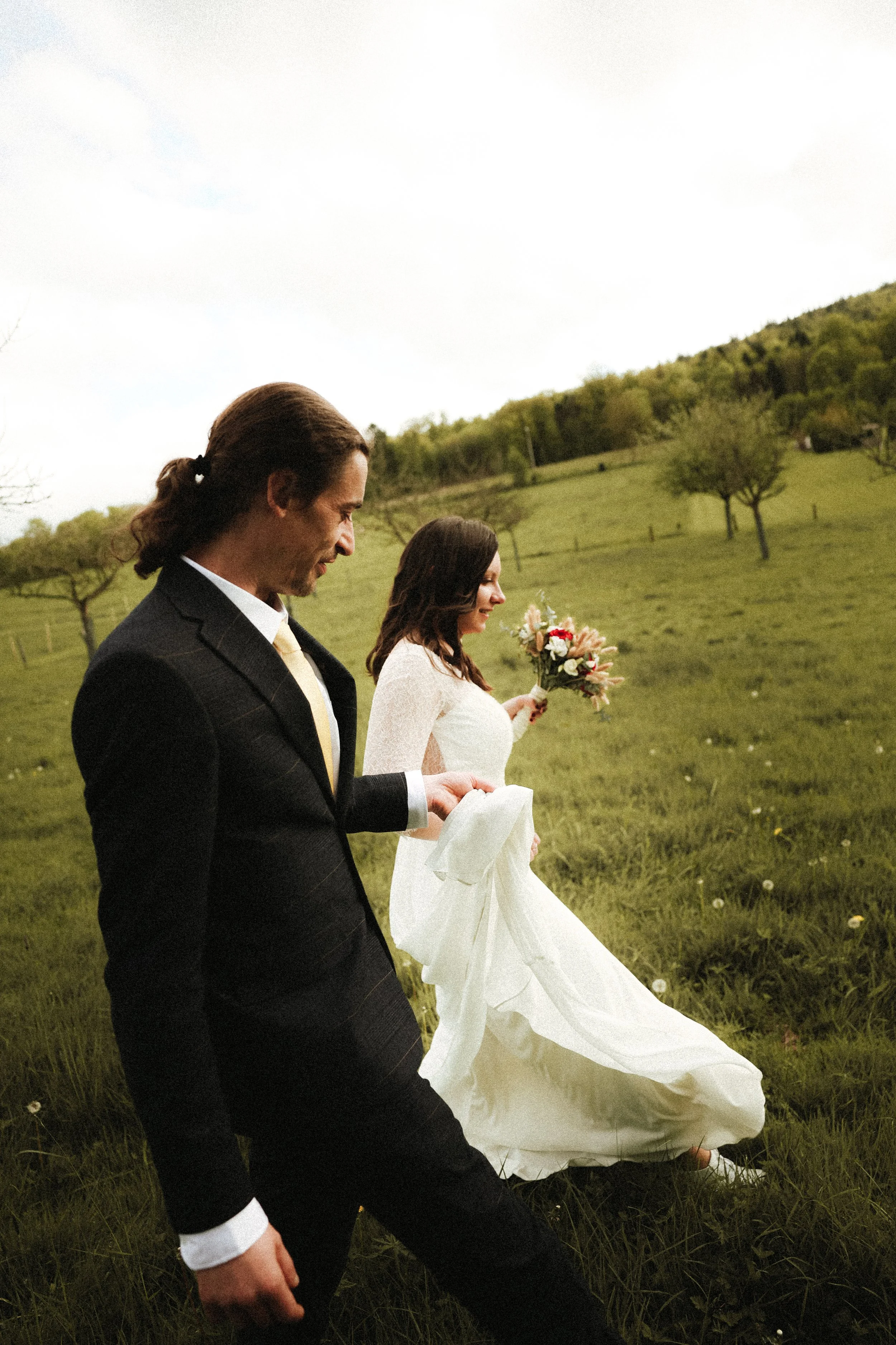 Photographe mariage luxe éditorial authentique spontané vintage Cherbourg Manche Caen Calvados Rouen Le Havre  Normandie