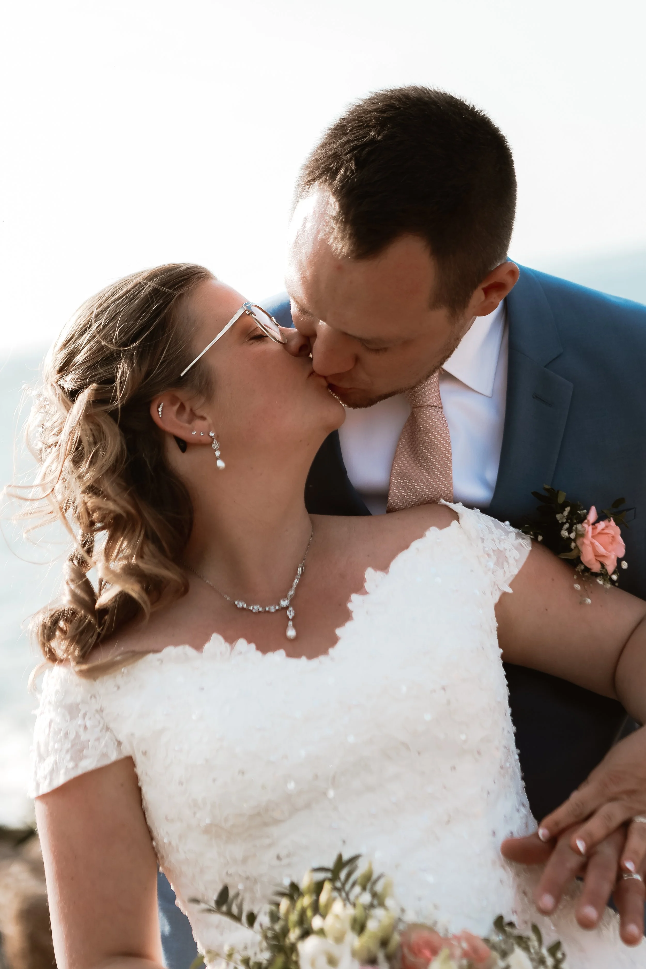 Photographe mariage émotion documentaire edito authentique Cherbourg Manche Normandie France Europe