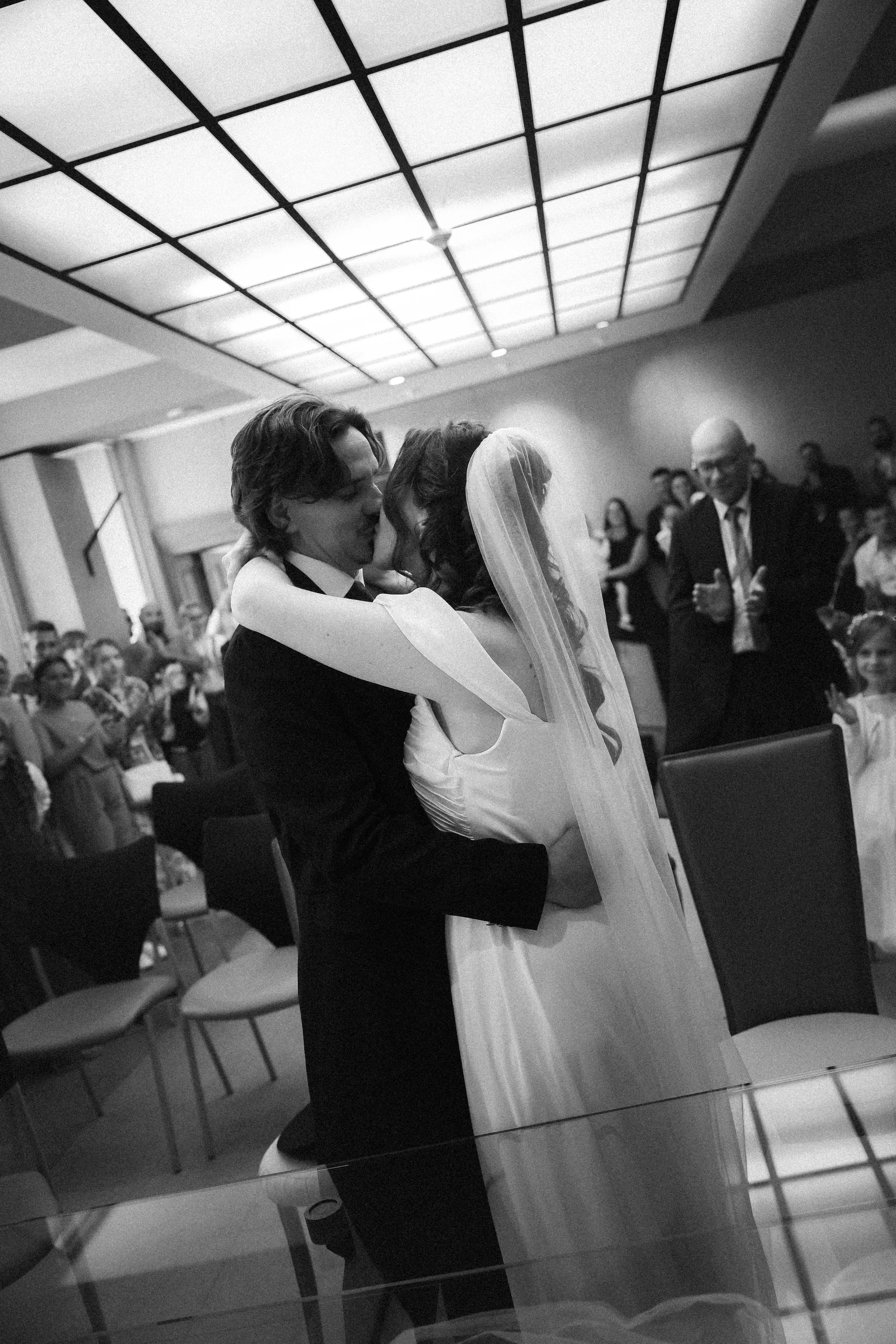Photographe de mariage civil Cherbourg Manche Normandie 
Mairie de Querqueville
Photos numériques digital et photos polaroïd 