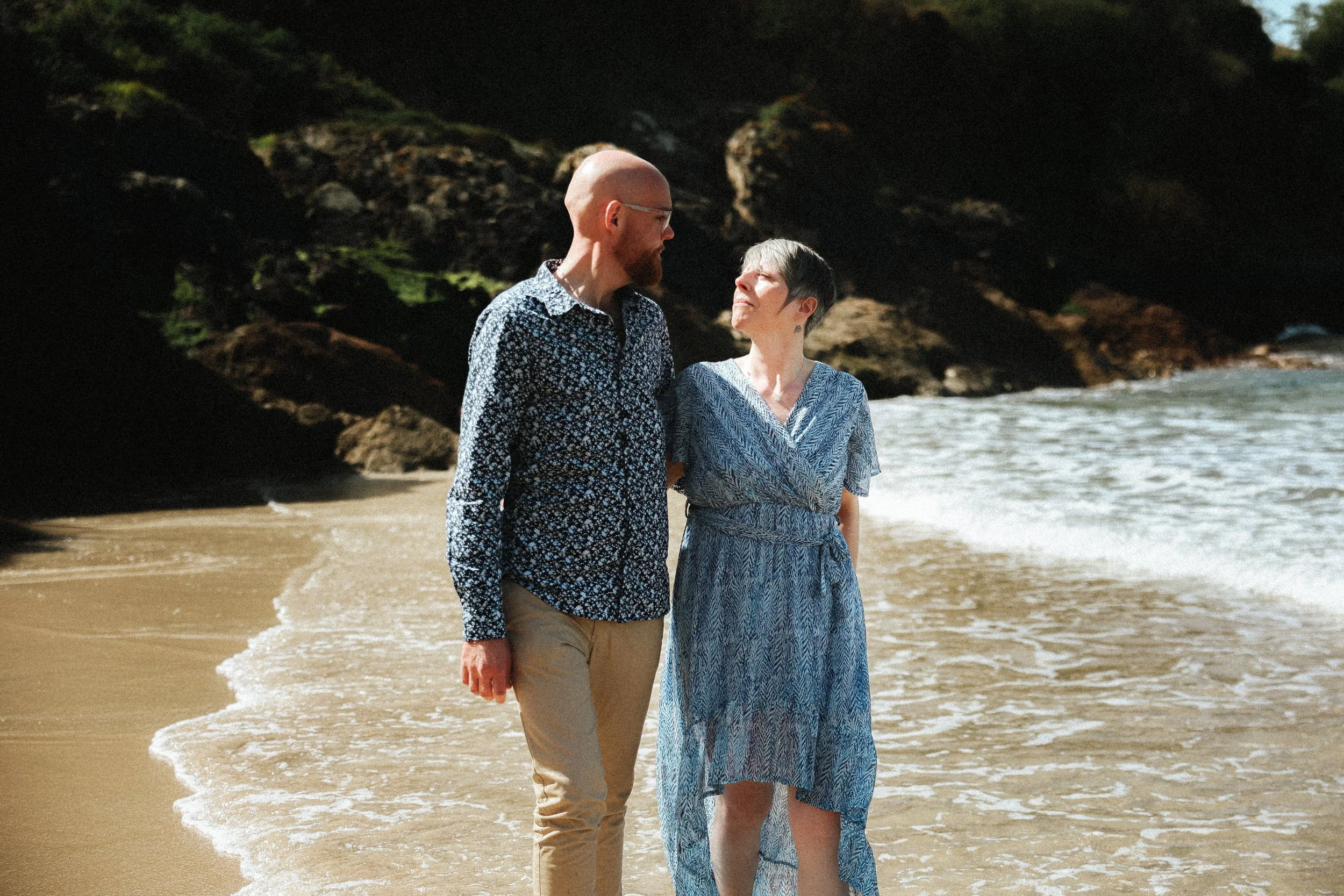 Photographe couple Photographe engagement Photographe Elopement authentique spontané vintage Cherbourg Manche Normandie
