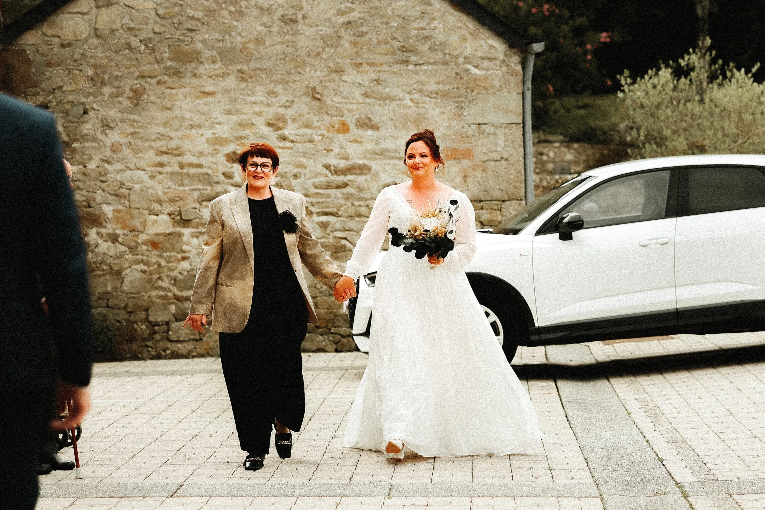 Photographe de mariage civil Cherbourg Manche Normandie 
Mairie de Sainte-Croix-Hague
Photos numériques digital et photos polaroïd 
