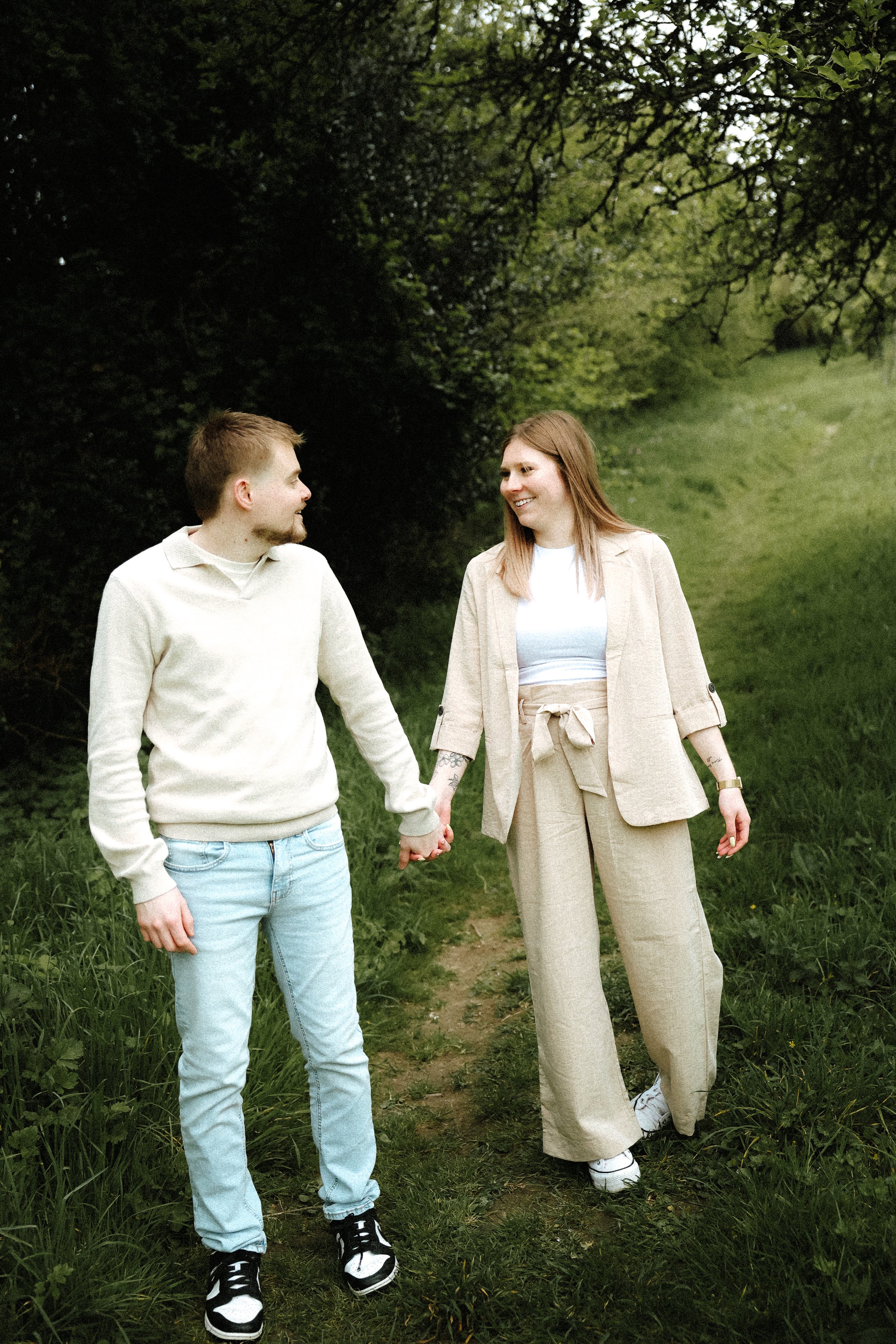 Photographe couple Photographe engagement Photographe Elopement authentique spontané vintage Cherbourg Manche Normandie