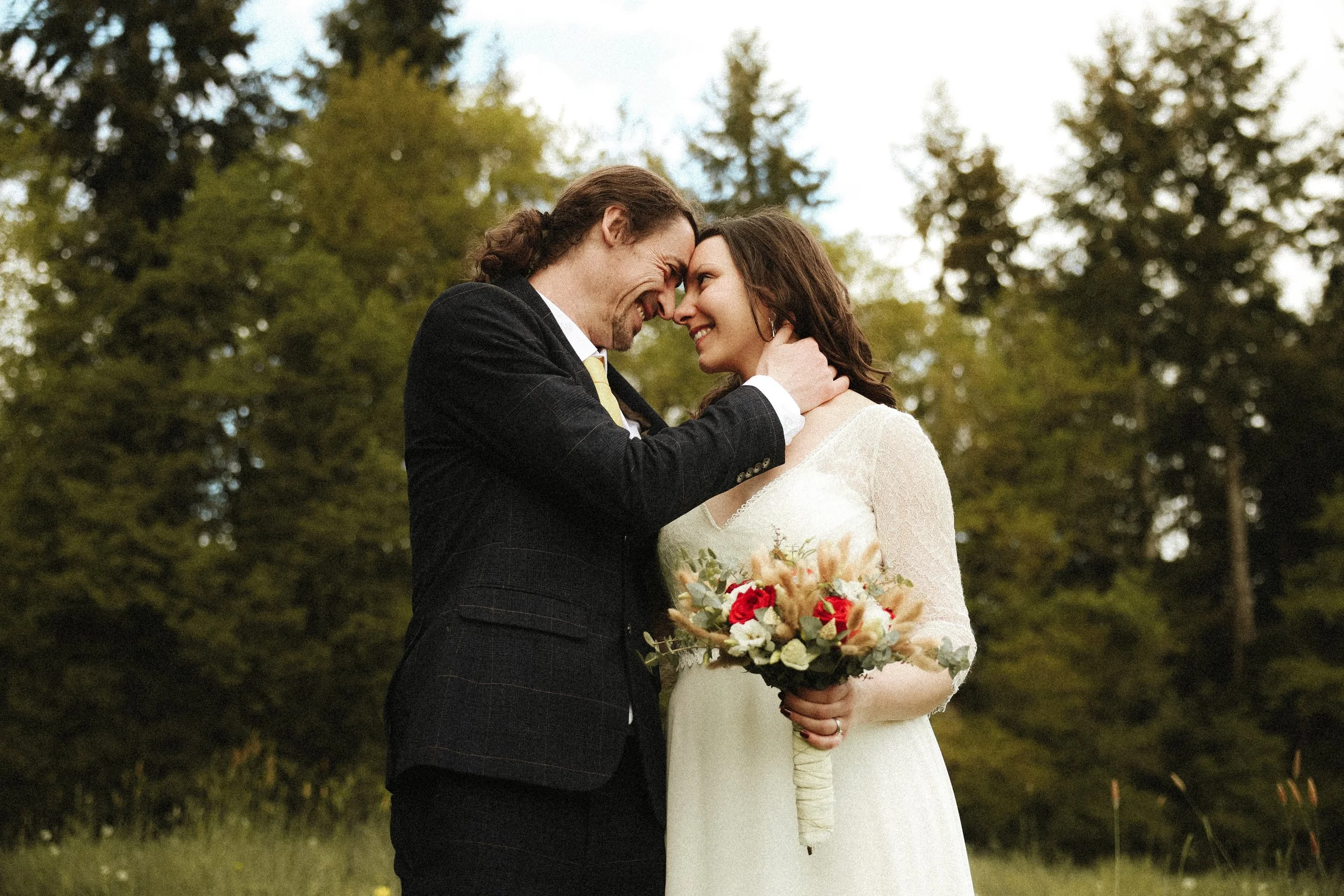 Photographe mariage luxe éditorial authentique spontané vintage Cherbourg Manche Caen Calvados Rouen Le Havre  Normandie