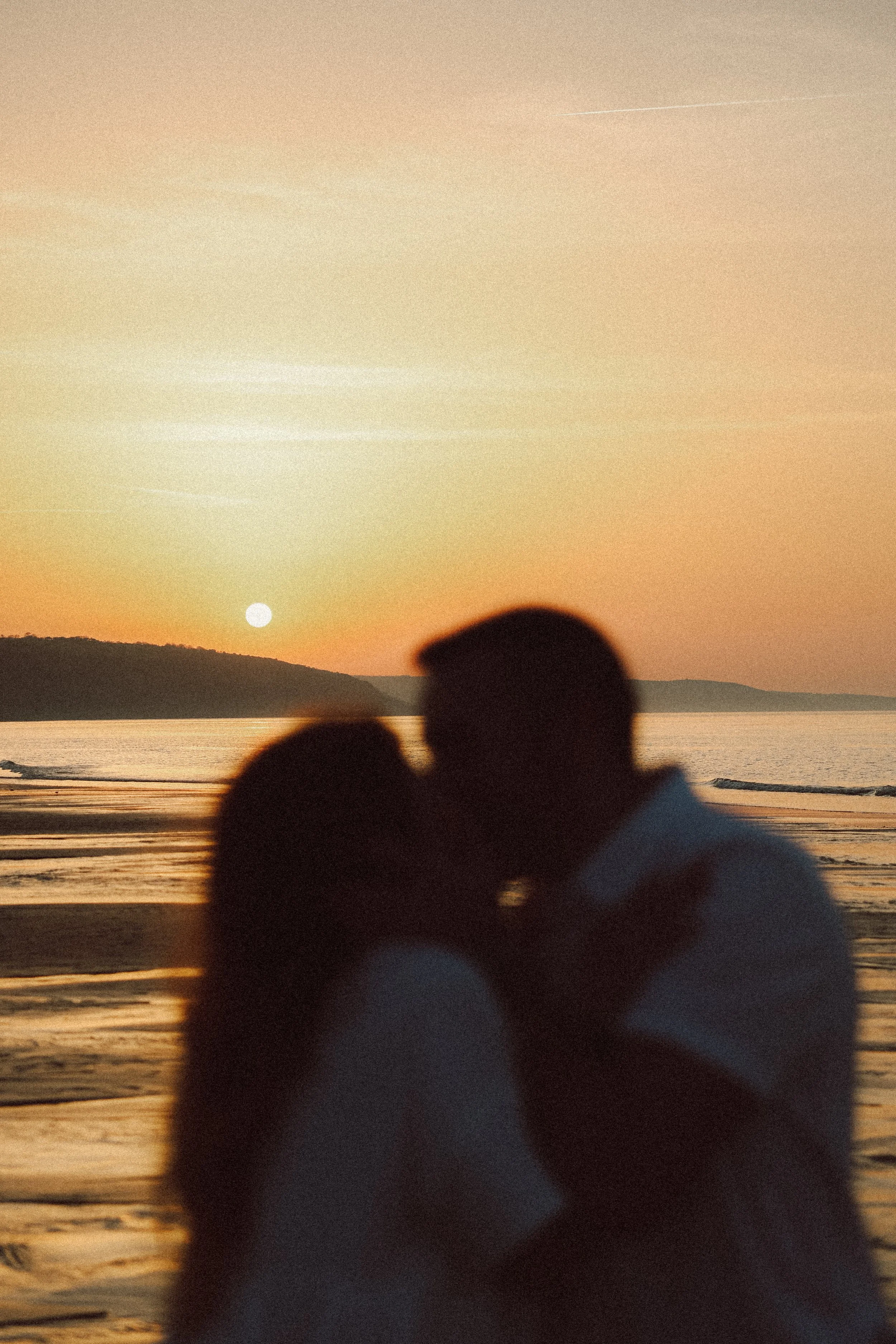 Photographe couple Photographe engagement Photographe Elopement authentique spontané vintage Cherbourg Manche Normandie