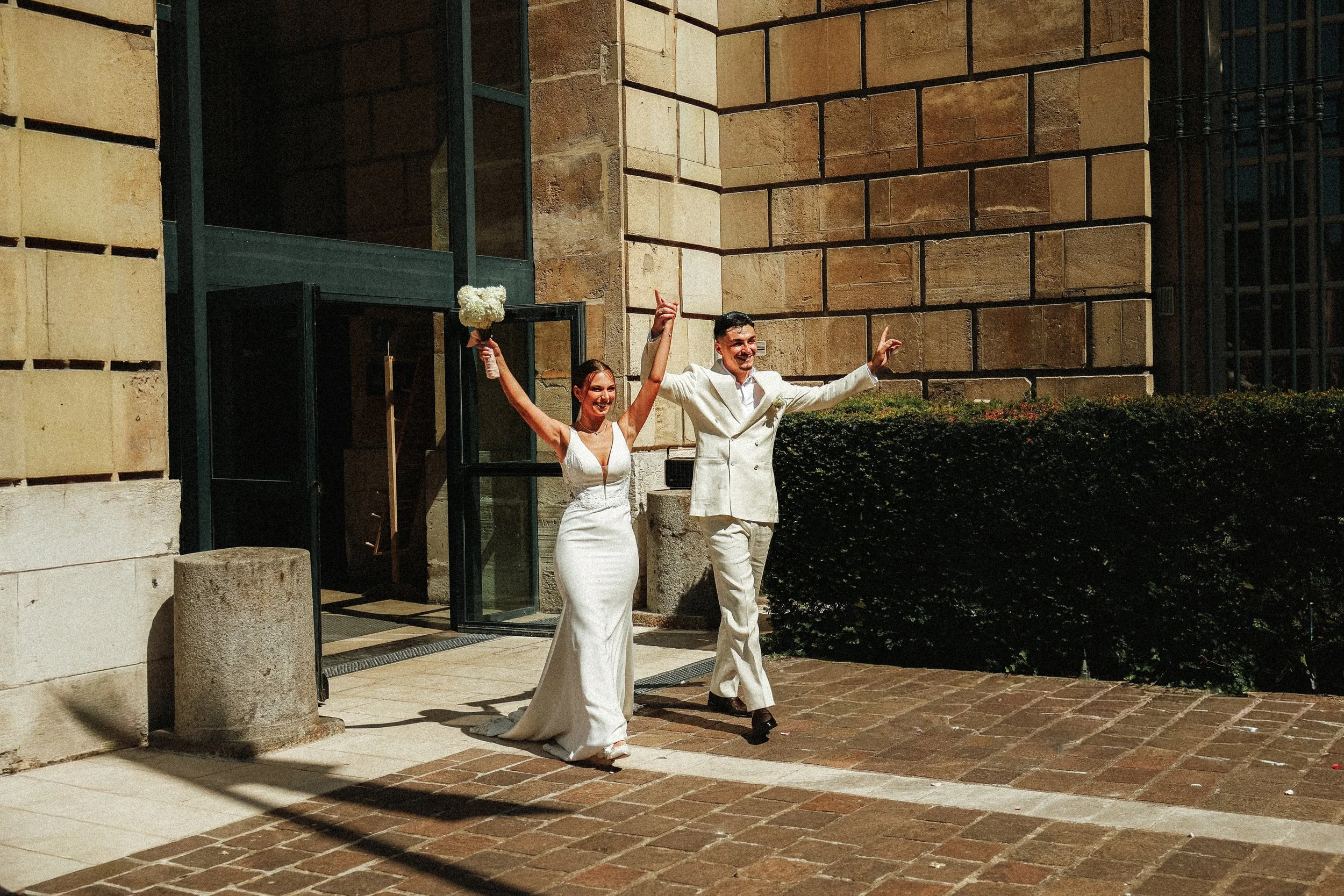 Photographe de mariage civil Cherbourg Manche Normandie 
Mairie de Rouen
Photos numériques digital et photos polaroïd