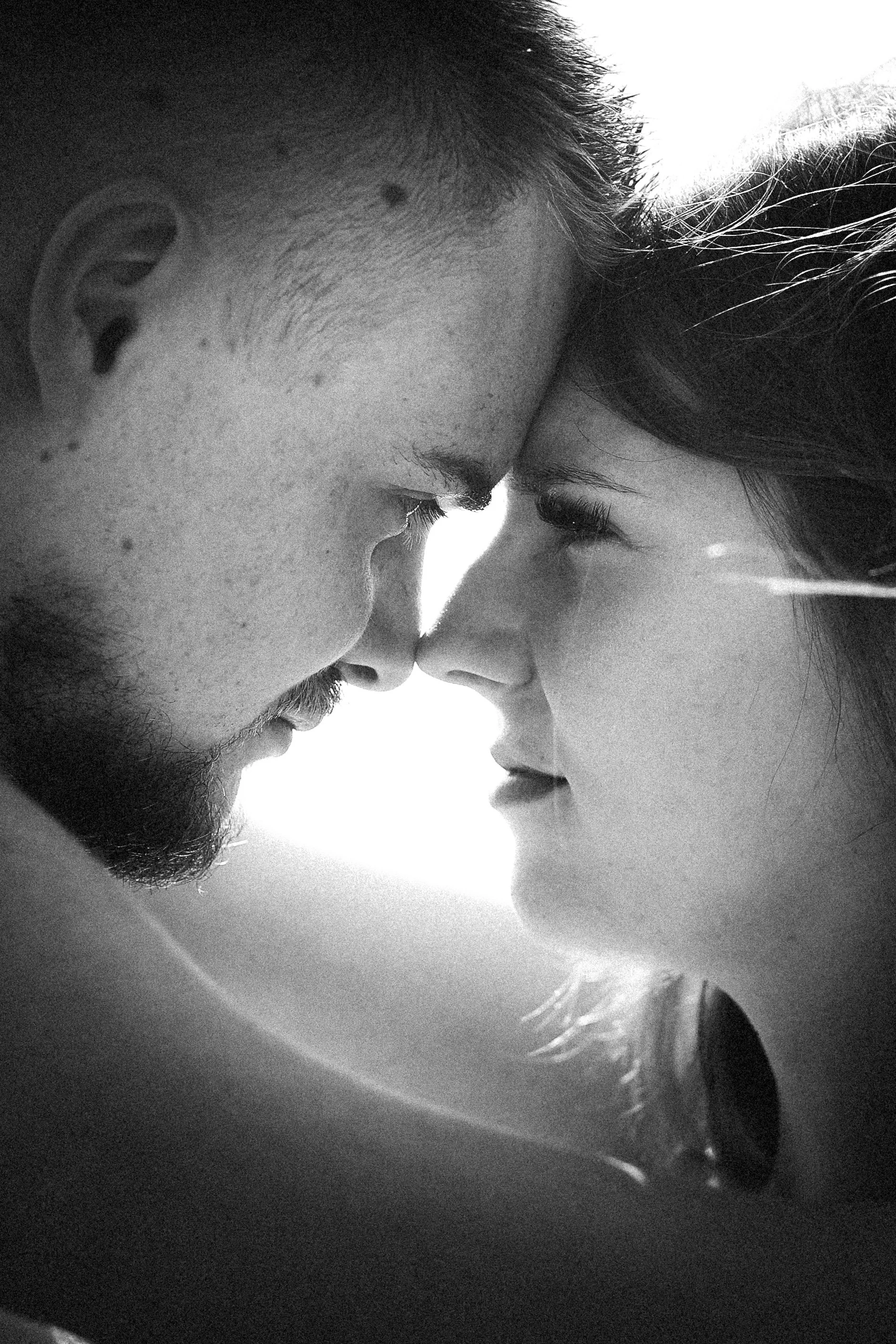 Photographe couple Photographe engagement Photographe Elopement authentique spontané vintage Cherbourg Manche Normandie