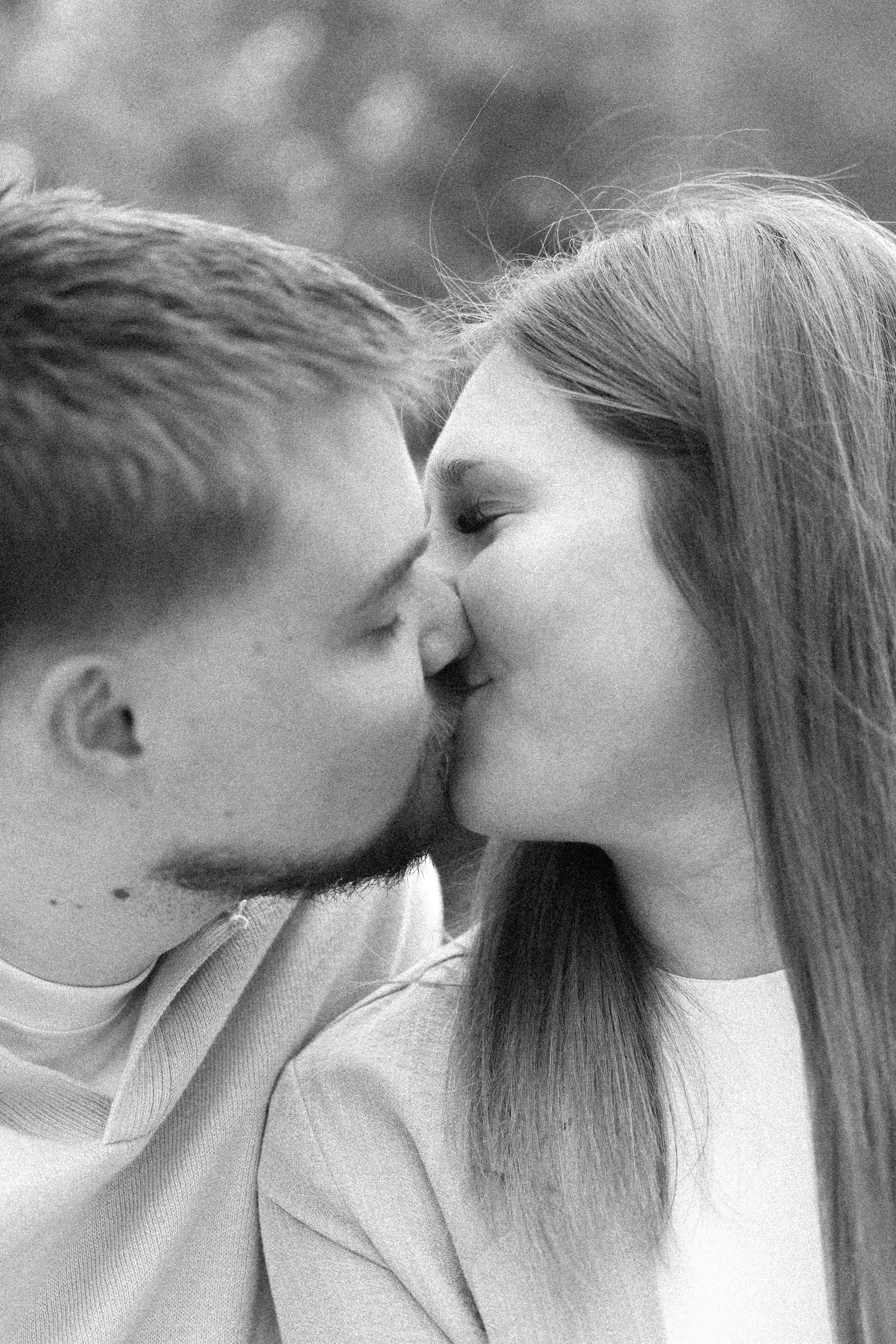 Photographe couple Photographe engagement Photographe Elopement authentique spontané vintage Cherbourg Manche Normandie