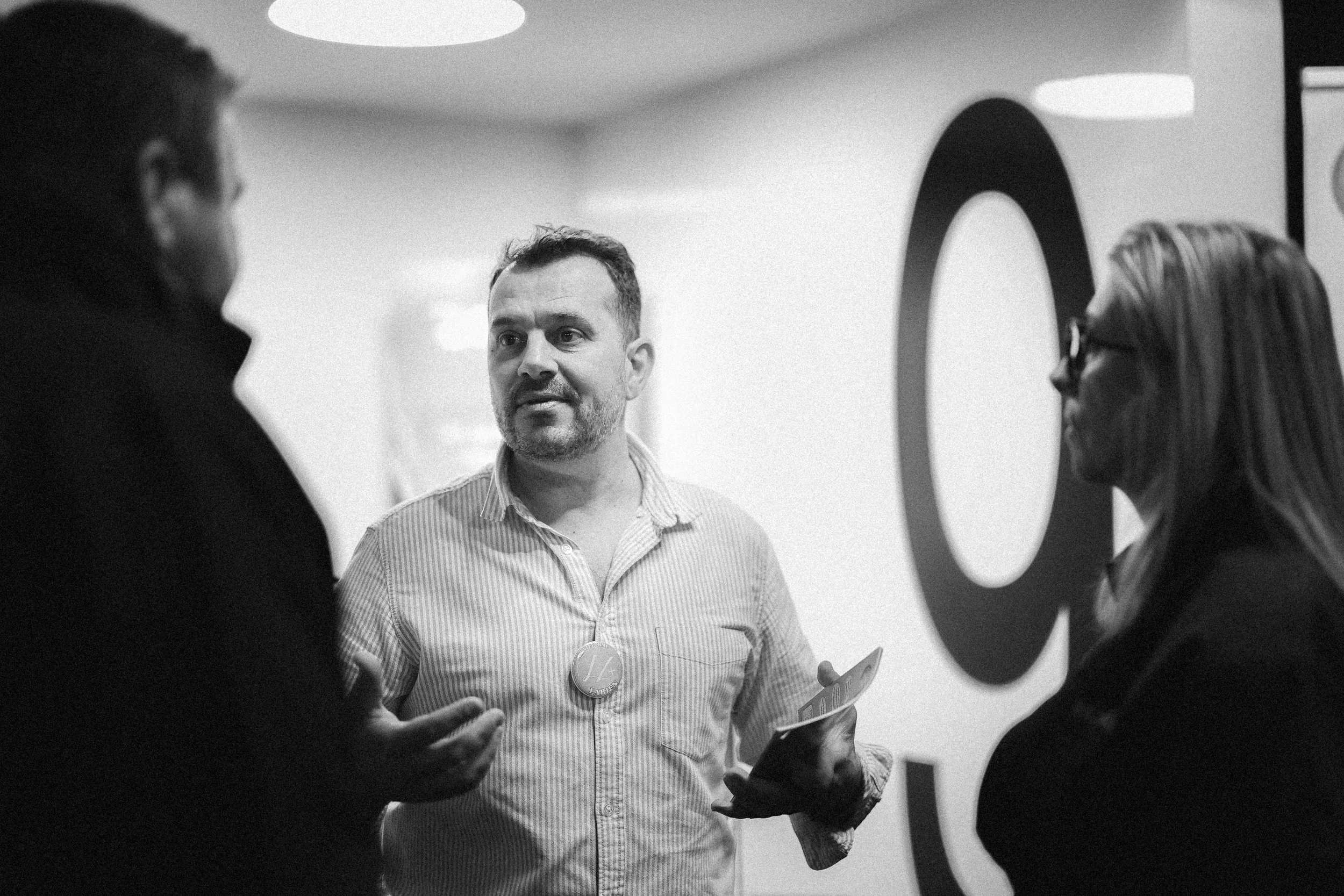 Photographe Coporate Photographe Produits Photographe Mode Photographe Portrait Pro