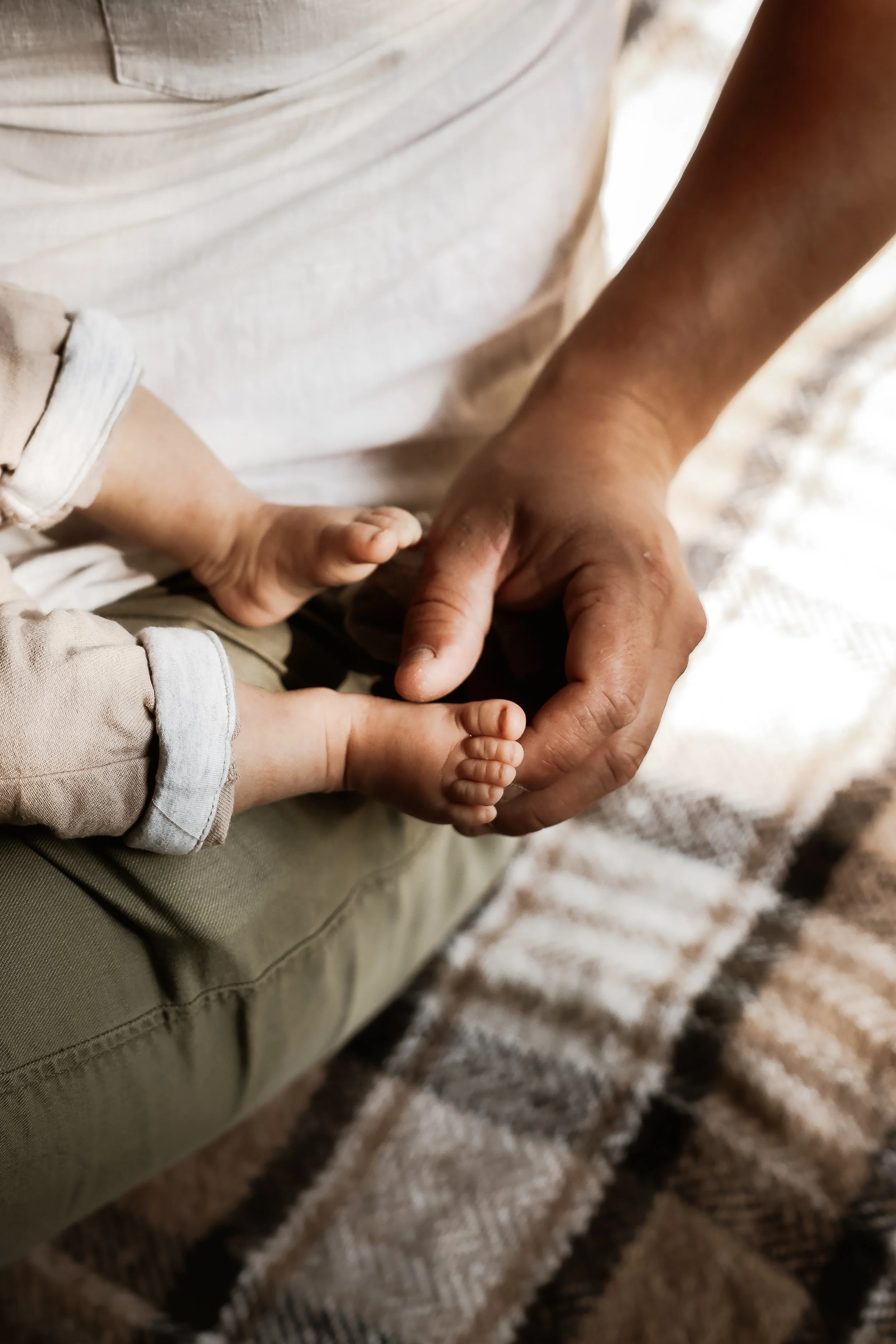 Photographe famille couple grossesse naissance baptême Cherbourg Manche Normandie France Europe