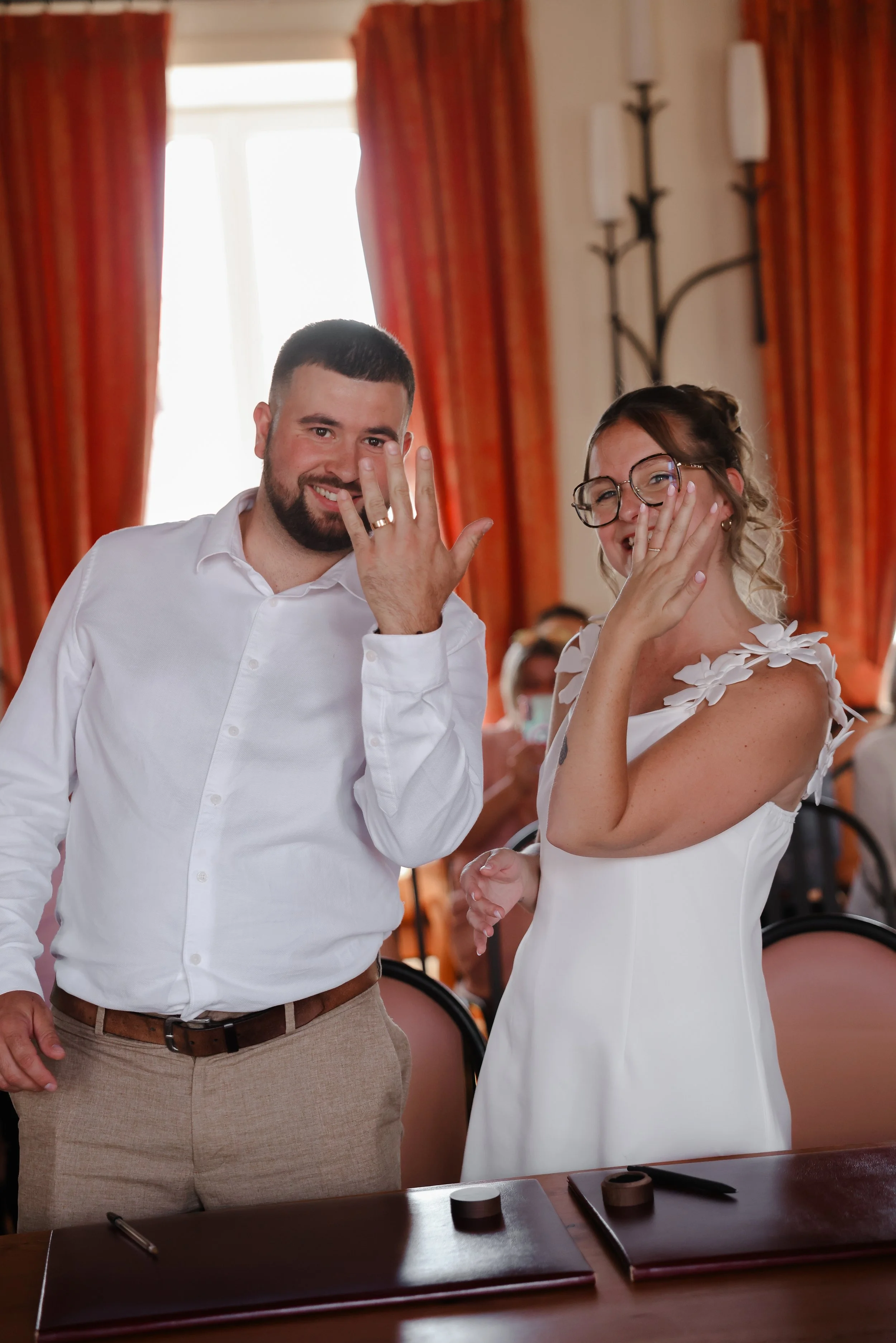 Stessy Lemasle 
Photographe mariage 
Mairie Sainte-Pierre-Eglise
Repas de mariage au Restaurant le Panoramique à Saint-Vast-La-Hougue
Normandie
