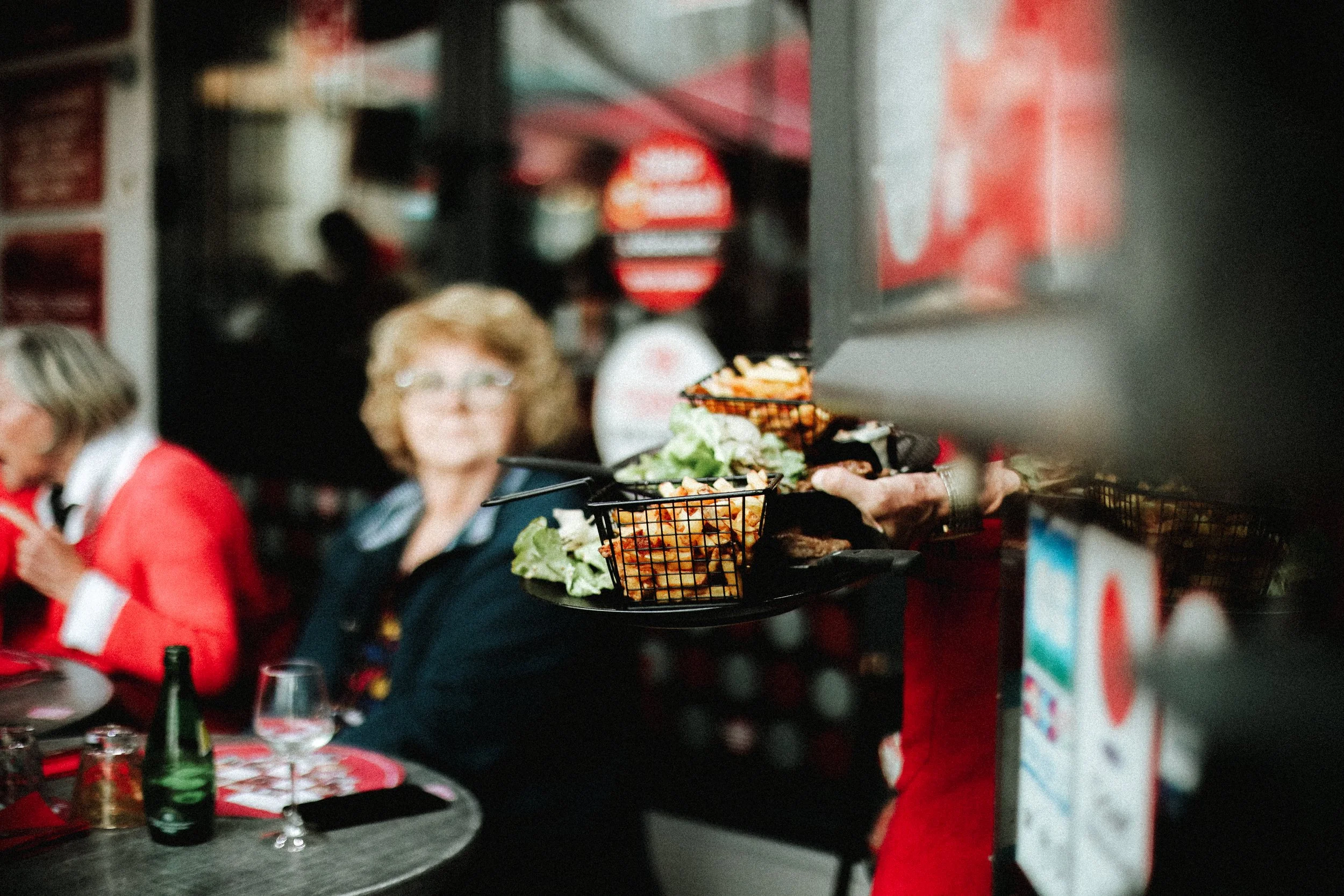 Photographe Coporate Photographe Produits Photographe Mode Photographe Portrait Pro Café Du Port Cherbourg