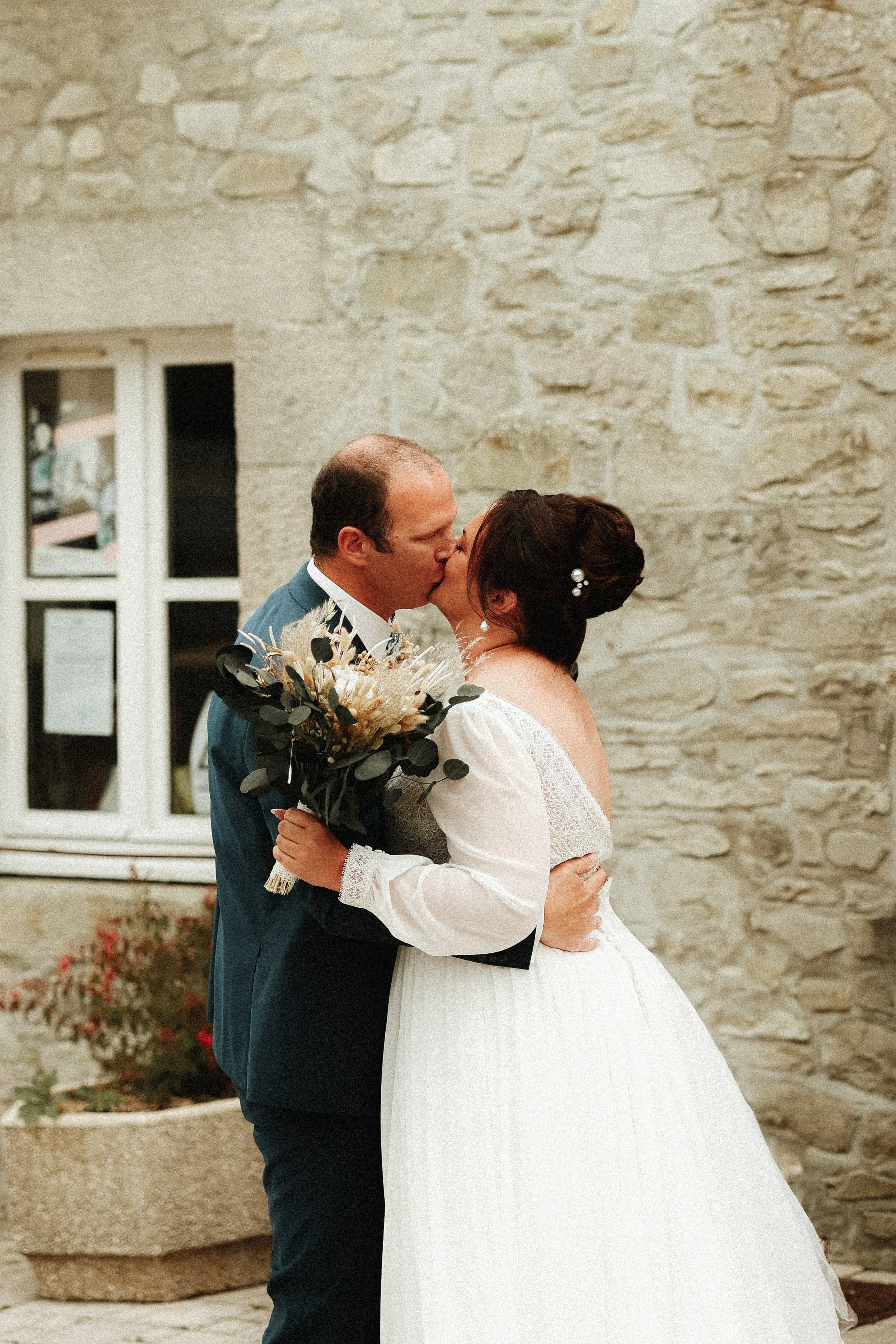 Photographe de mariage civil Cherbourg Manche Normandie 
Mairie de Sainte-Croix-Hague
Photos numériques digital et photos polaroïd 