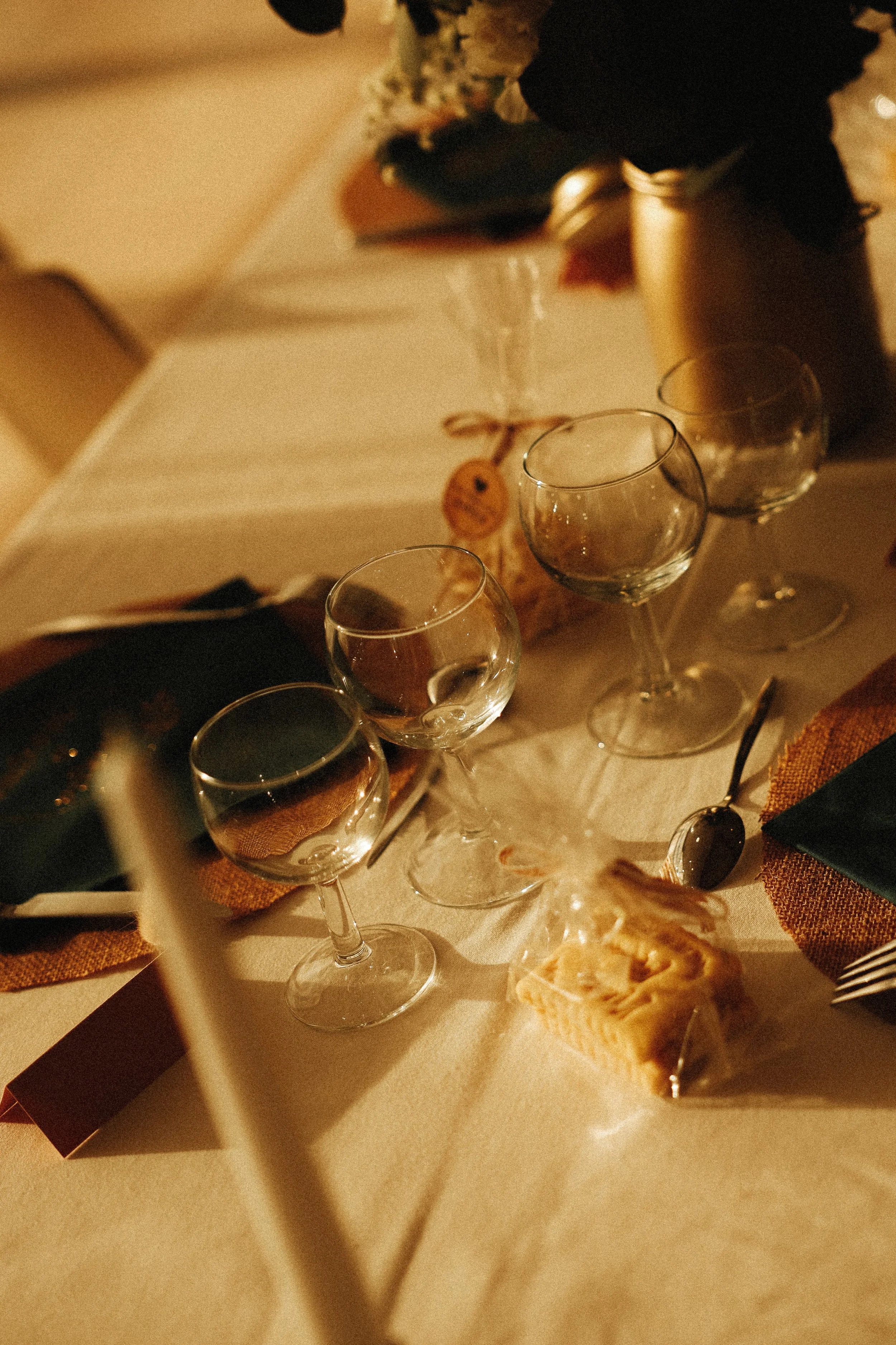 Photographe mariage luxe éditorial authentique spontané vintage Cherbourg Manche Caen Calvados Rouen Le Havre Seine-Maritime Normandie