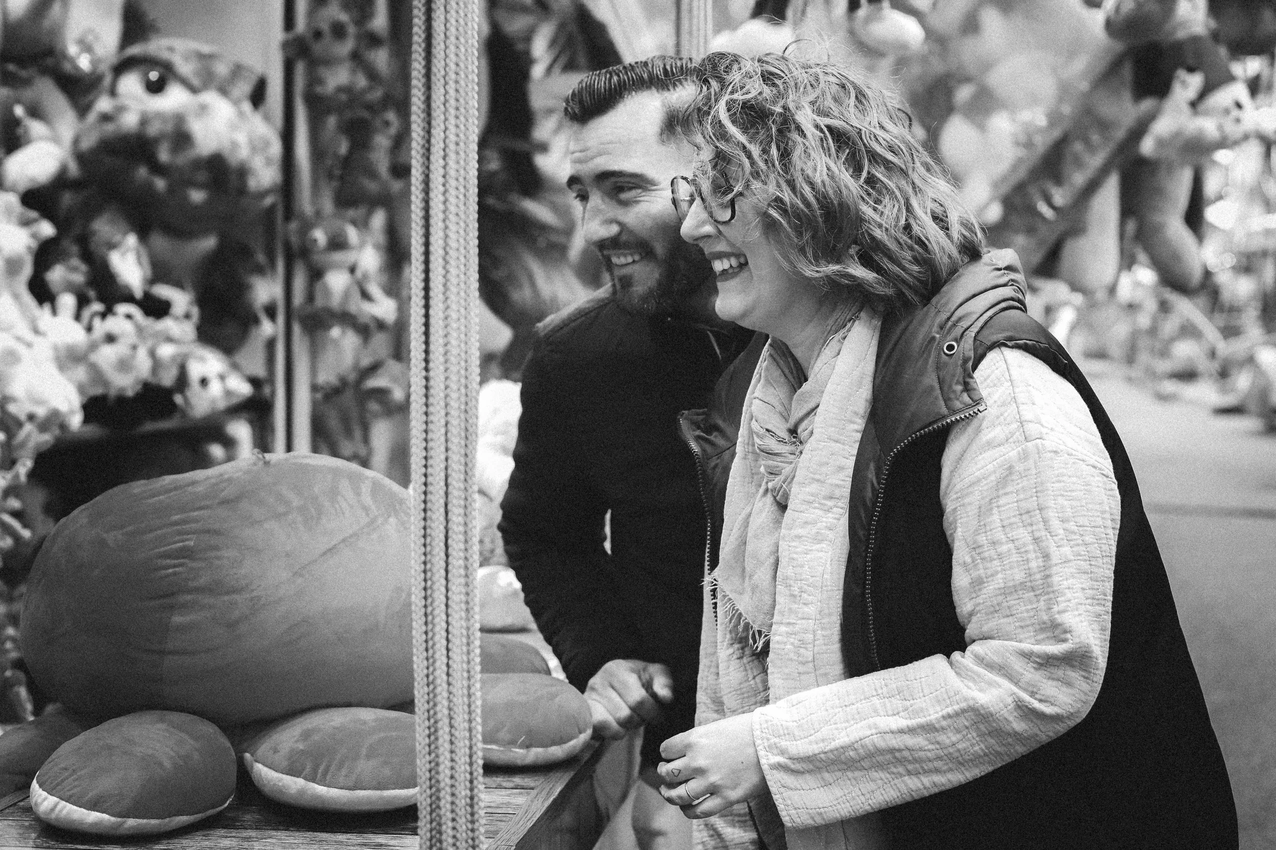 Photographe couple séance photo fête foraine Cherbourg Normandie