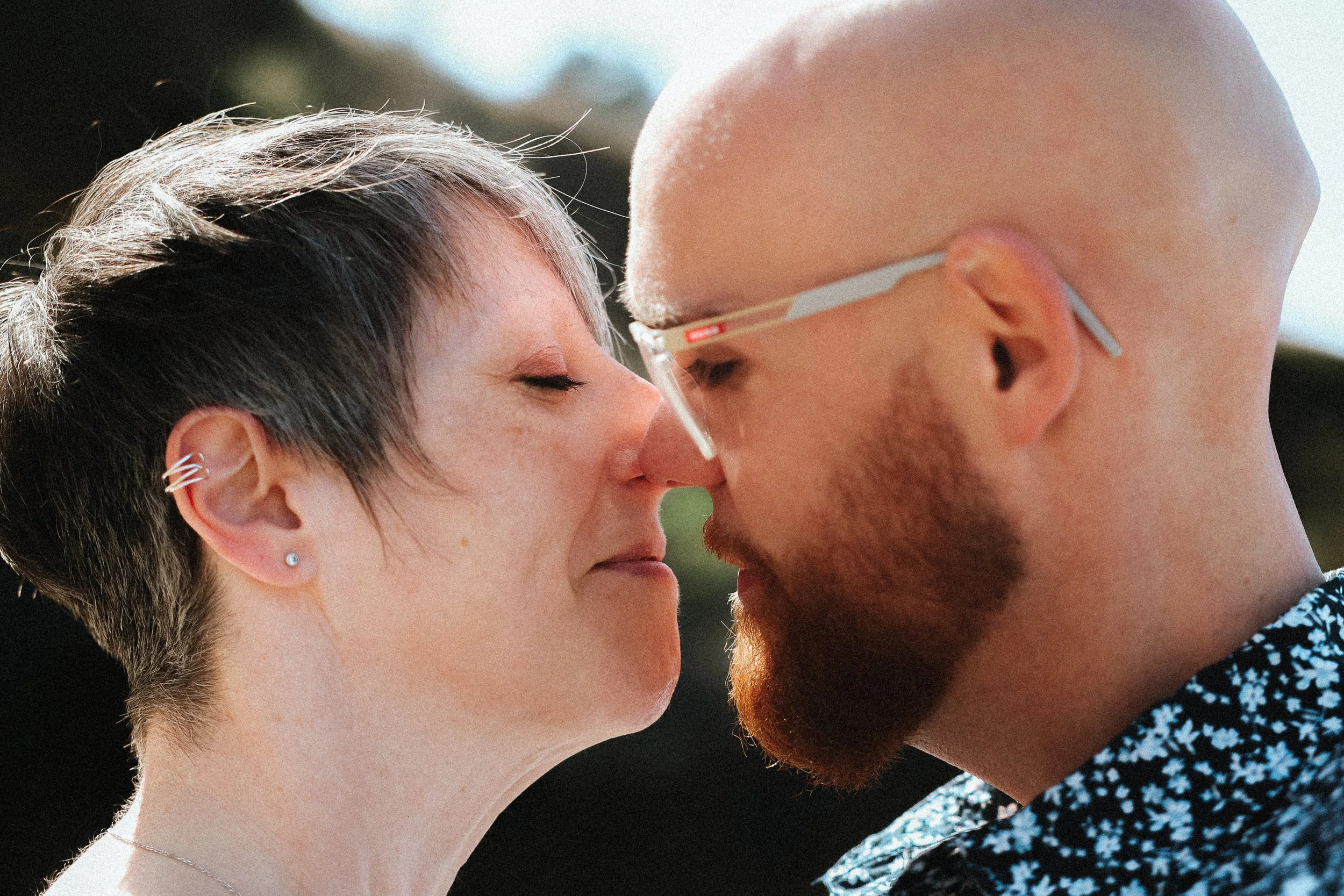 Photographe couple Photographe engagement Photographe Elopement authentique spontané vintage Cherbourg Manche Normandie