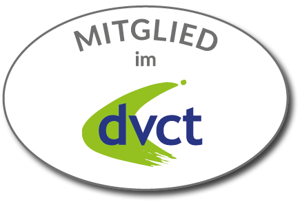 Aufkleber mit der Aufschrift 'MITGLIED im dvct' auf weißem Hintergrund.