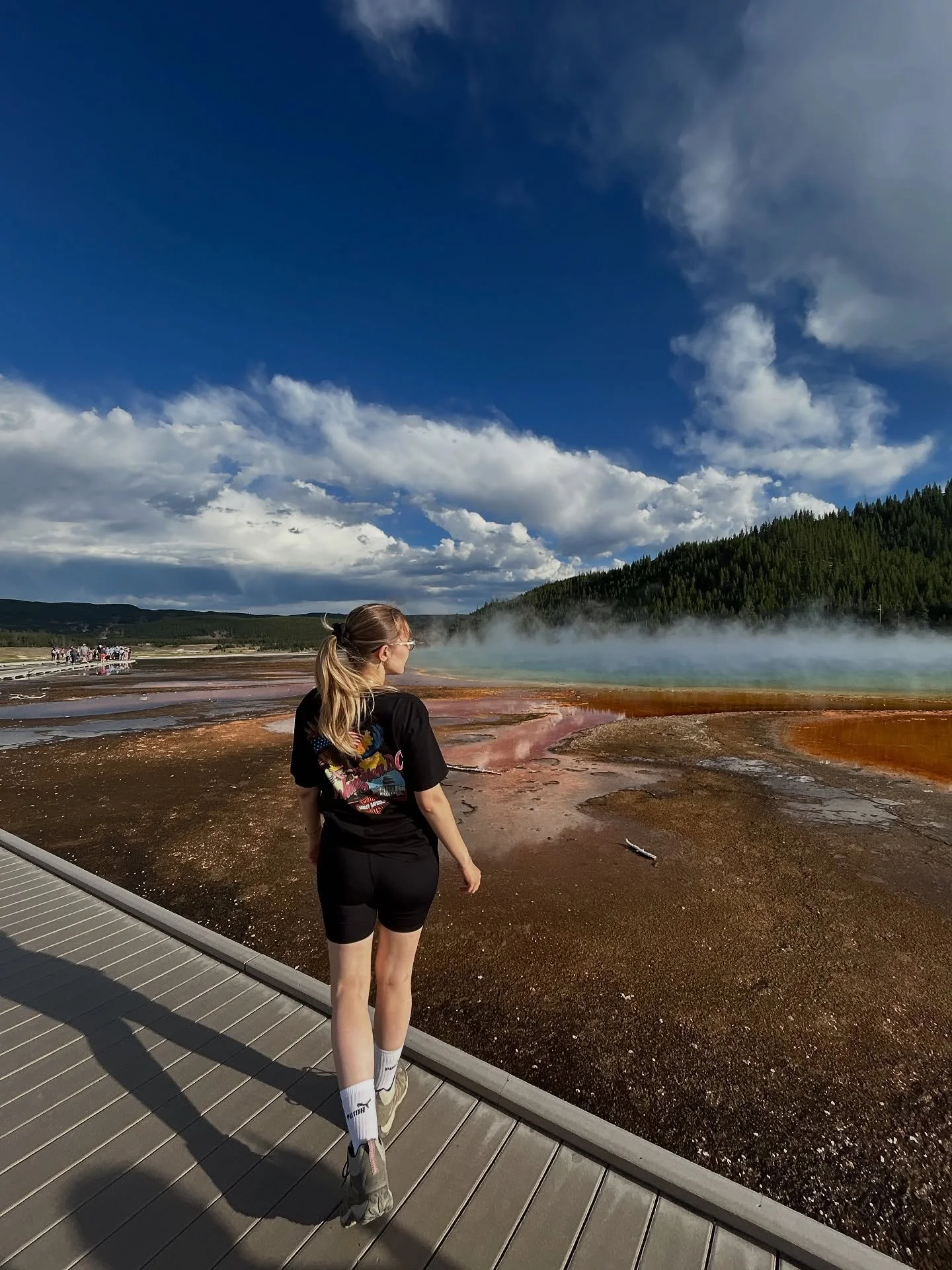 Yellowstone adventures 🦬🌲🥾🪵
.
.
#yellowstone #nationalparks #nationalpark #grandtetons #wyoming #wyominglife #outdoor #naturephotography