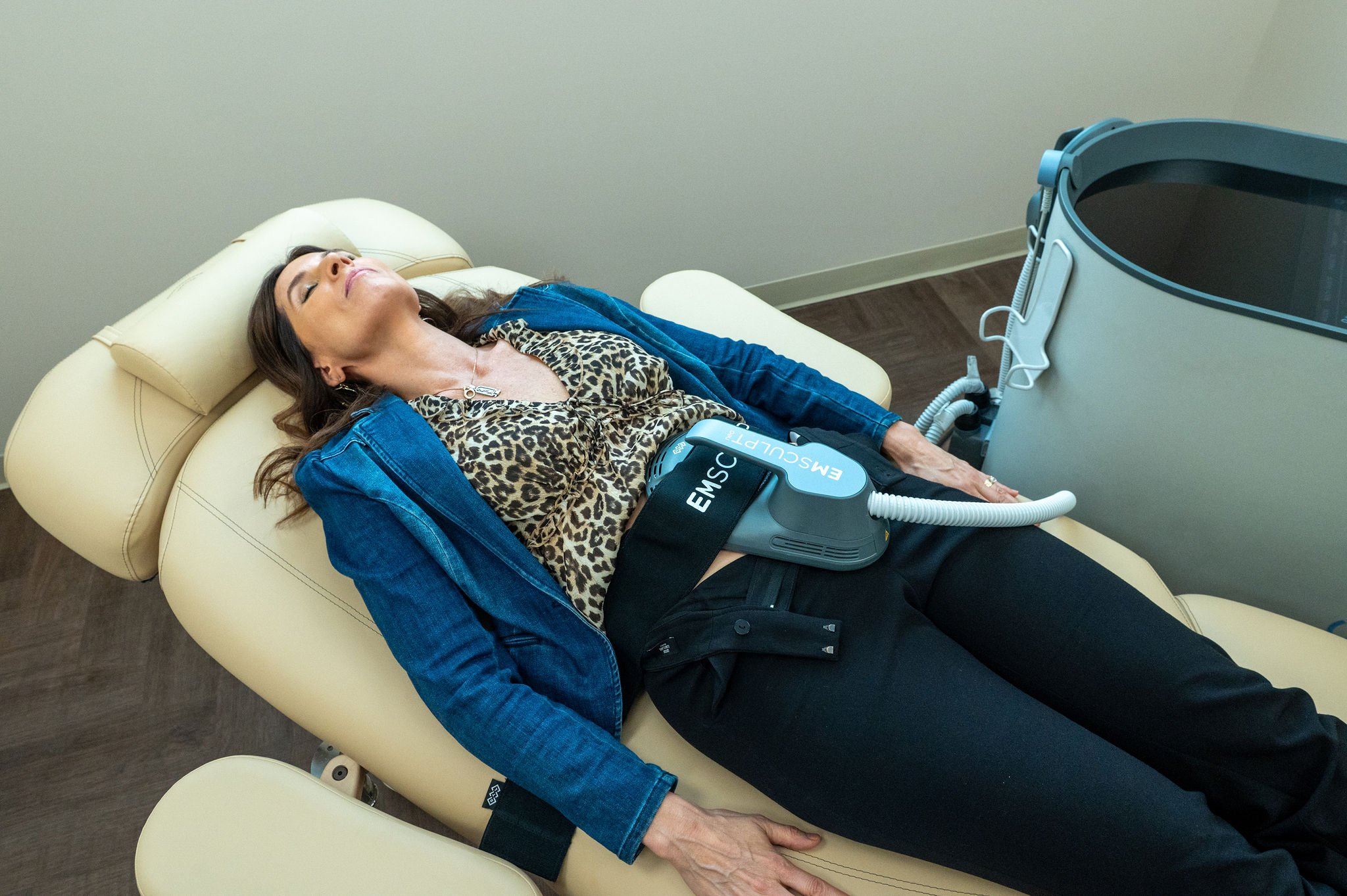 Body Contouring treatment with Emsculpt Neo at the Skin Clinic, Mankato, mn