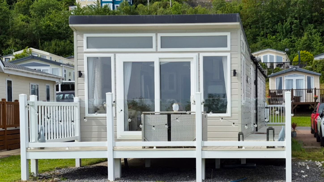 Traeth Gwyn Court 42, Quay West Holiday Park