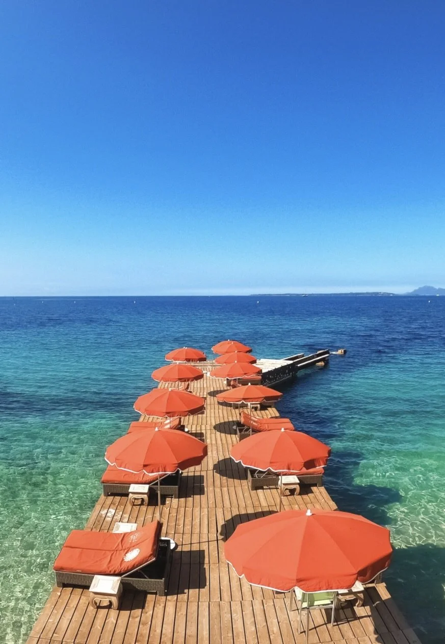 PLAGE LE COLOMBIER
from 195€