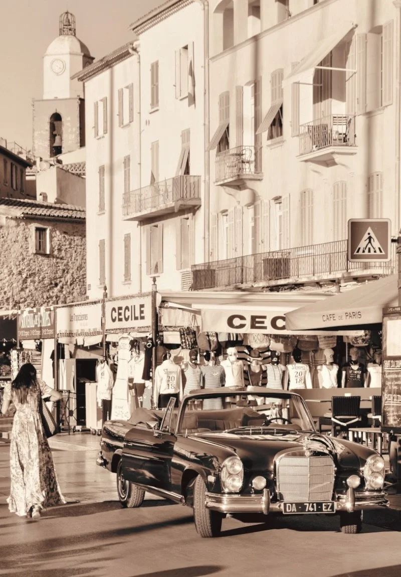 280SE x CAFÉ DE PARIS
from 195€