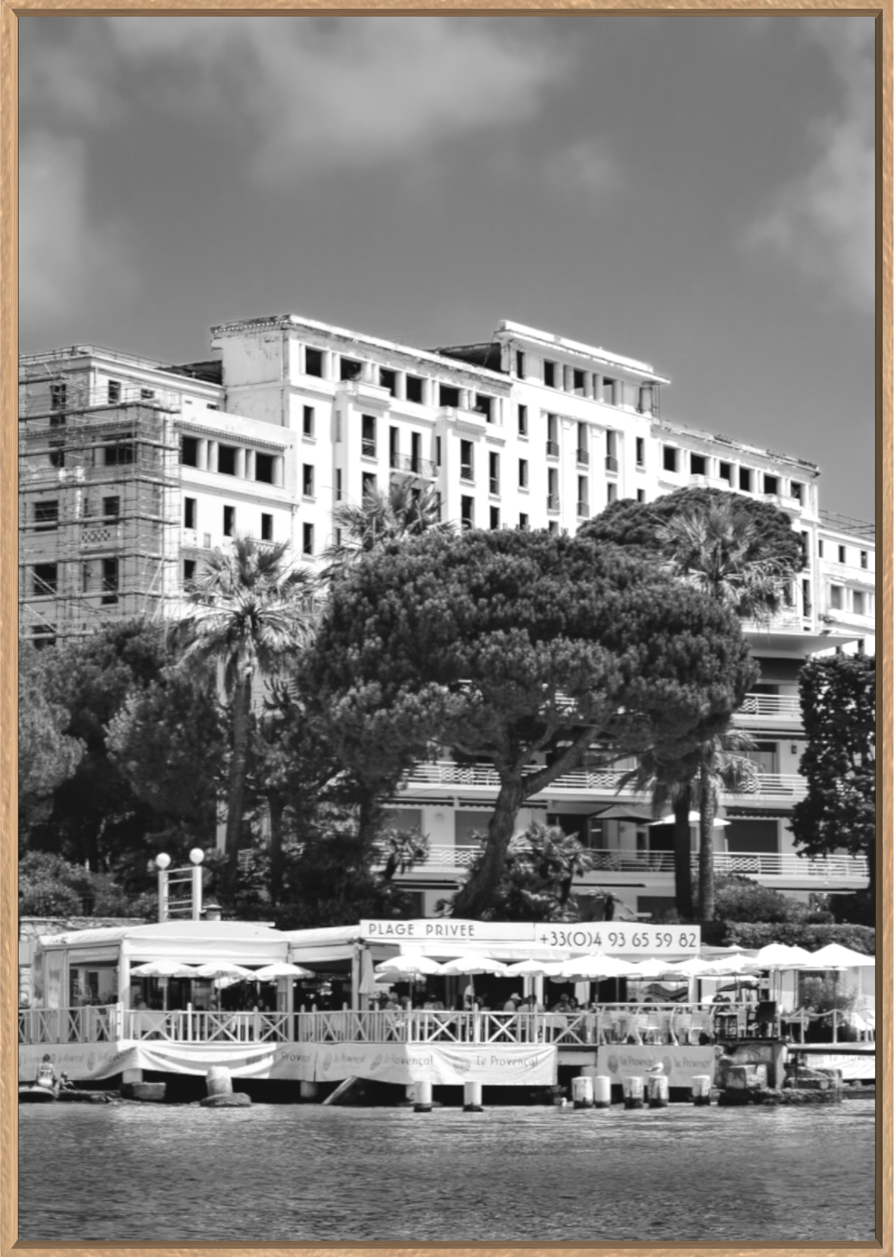 LE PROVENCAL Available in Alu/Dibond White Frame 145x110cm & 70x50cm