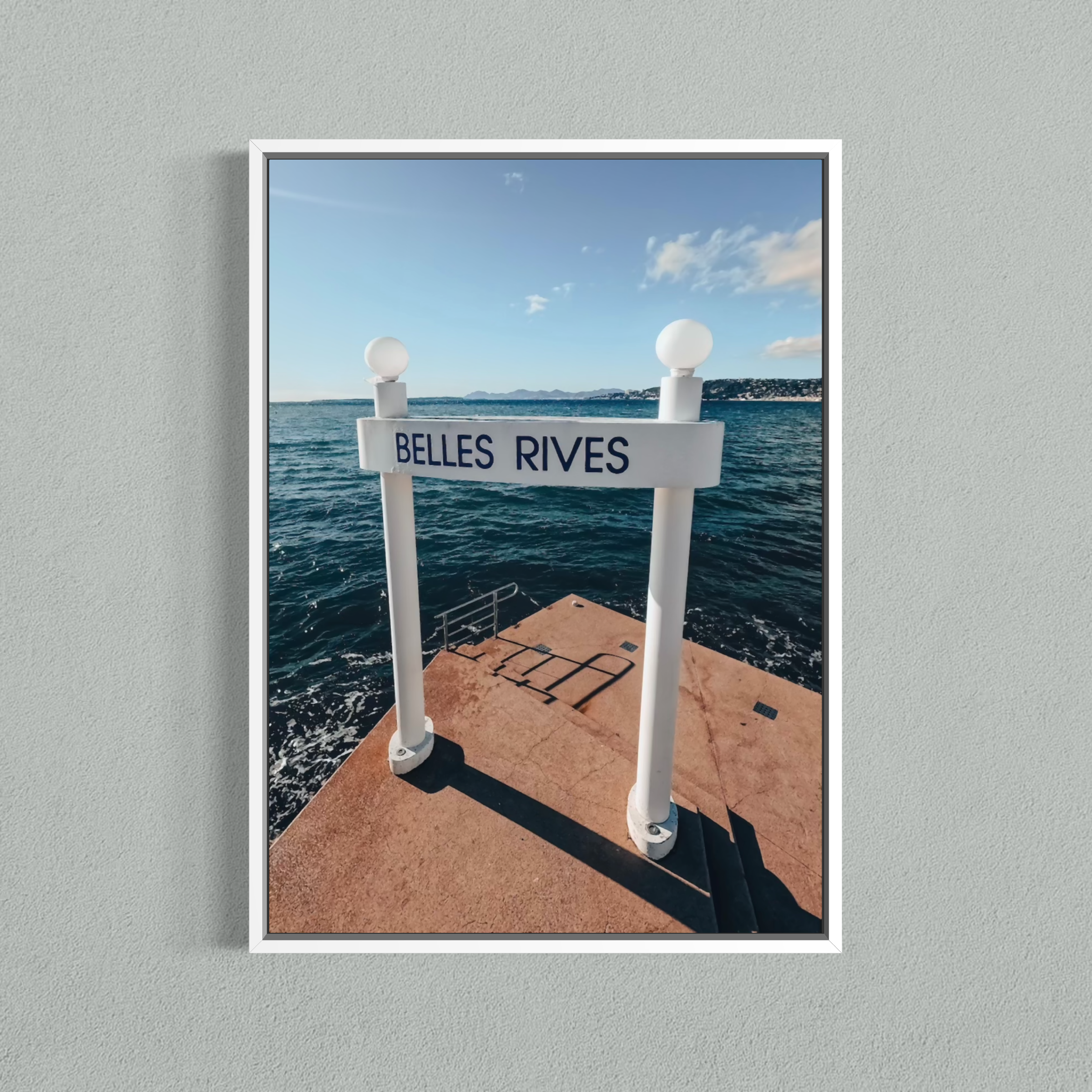 ARRIVALS