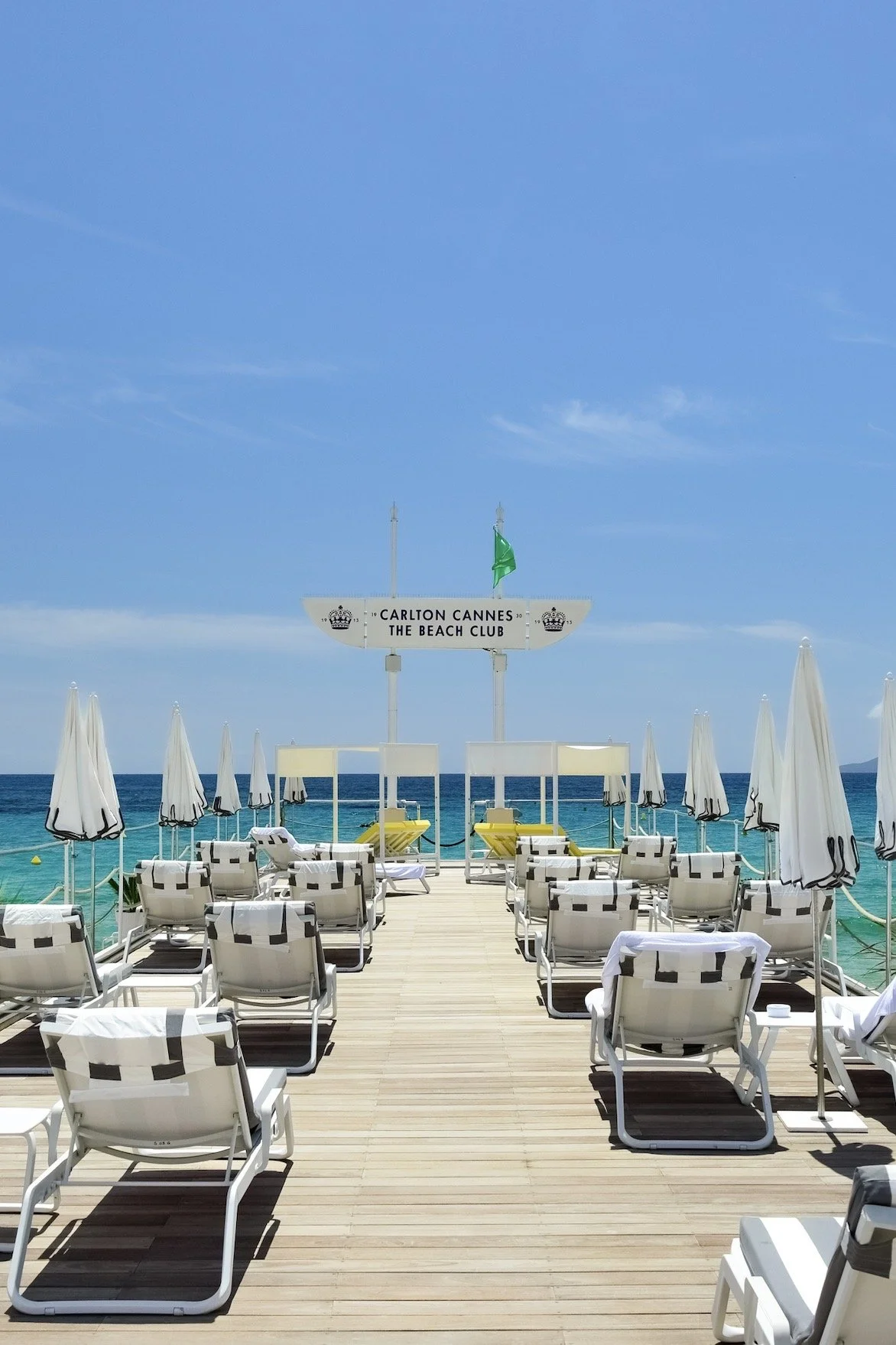 CARLTON BEACH
from 195€