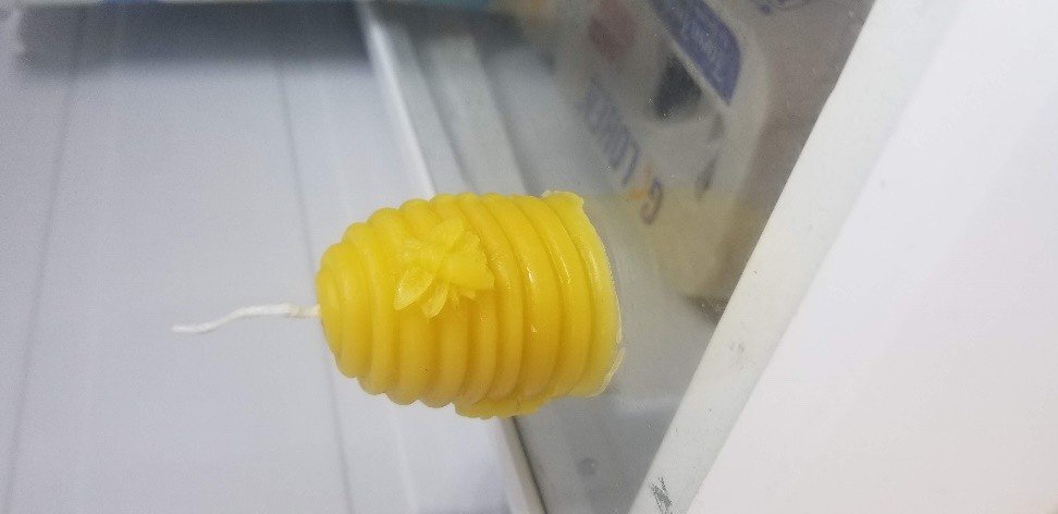 Pure Beeswax Beehive Candle.jpg