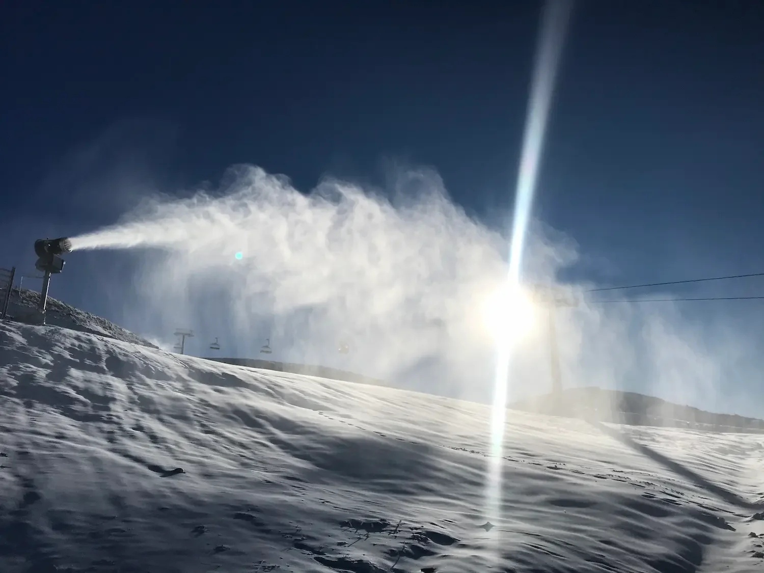 SMI Super Puma Snowmachine making snow