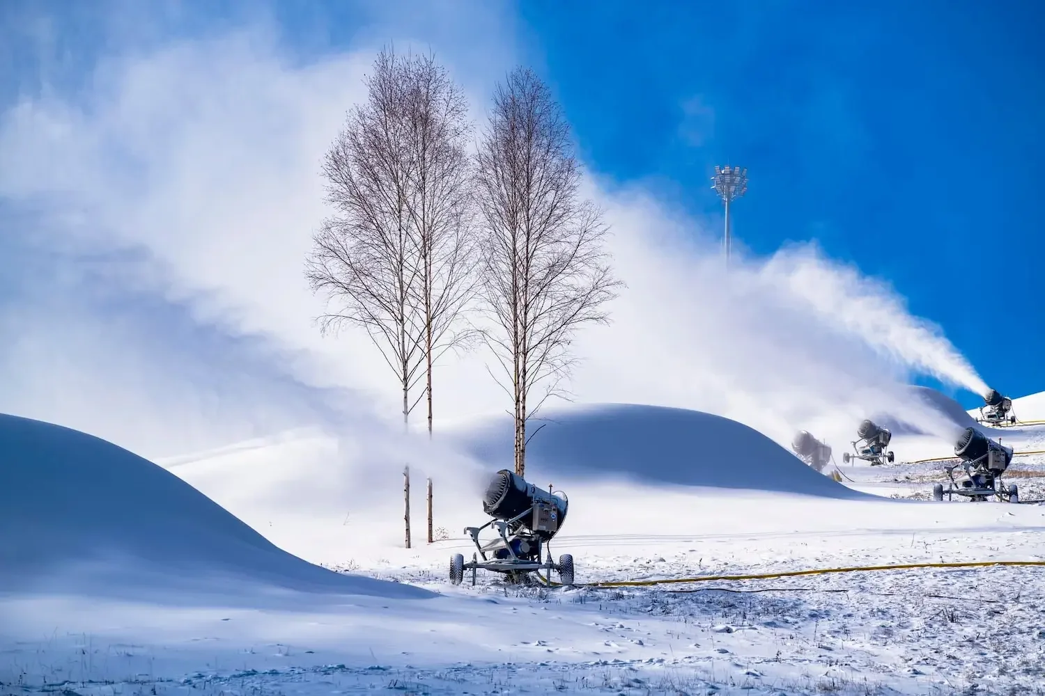 SMI Super Polecat Snowmaker on a 3 Wheel Carriage