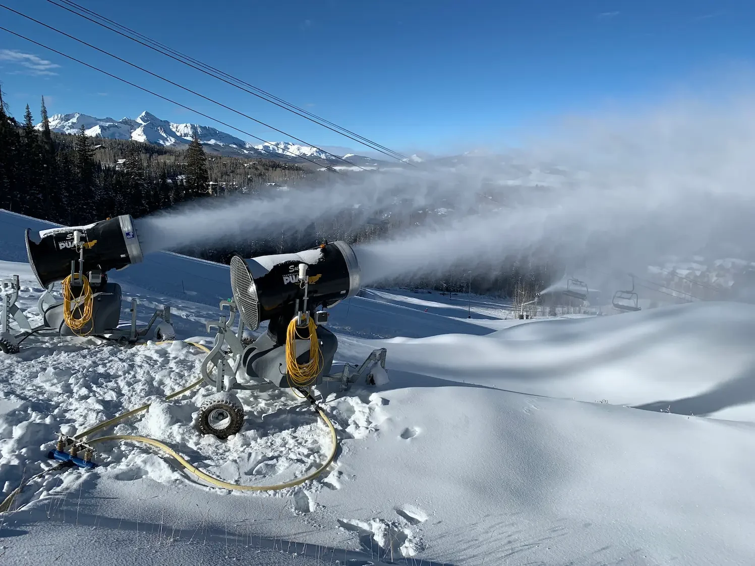 Super Puma Snowmakers on carriages making snow