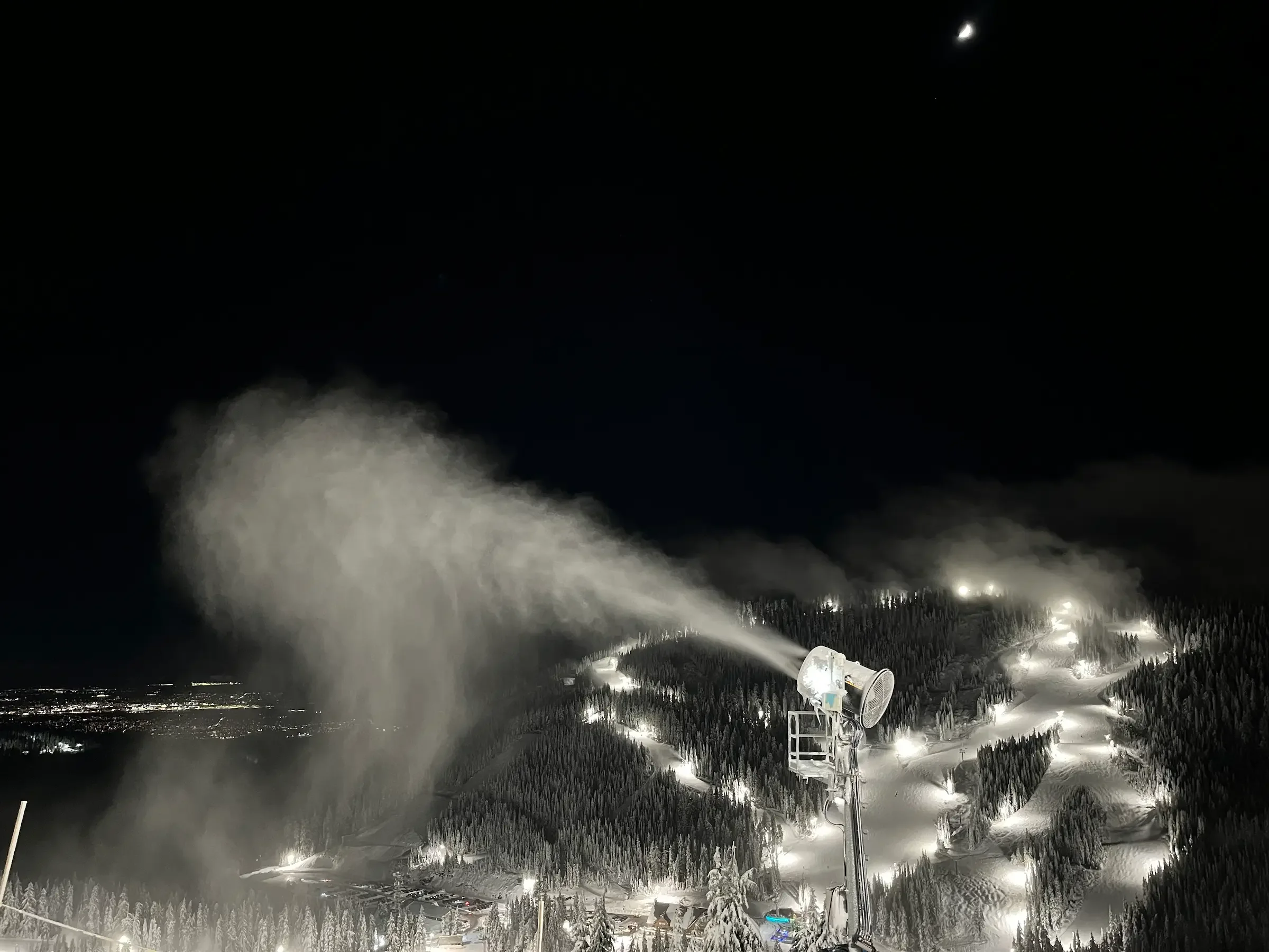 SMI Super Polecat Snowmaker at Cypress Mountain